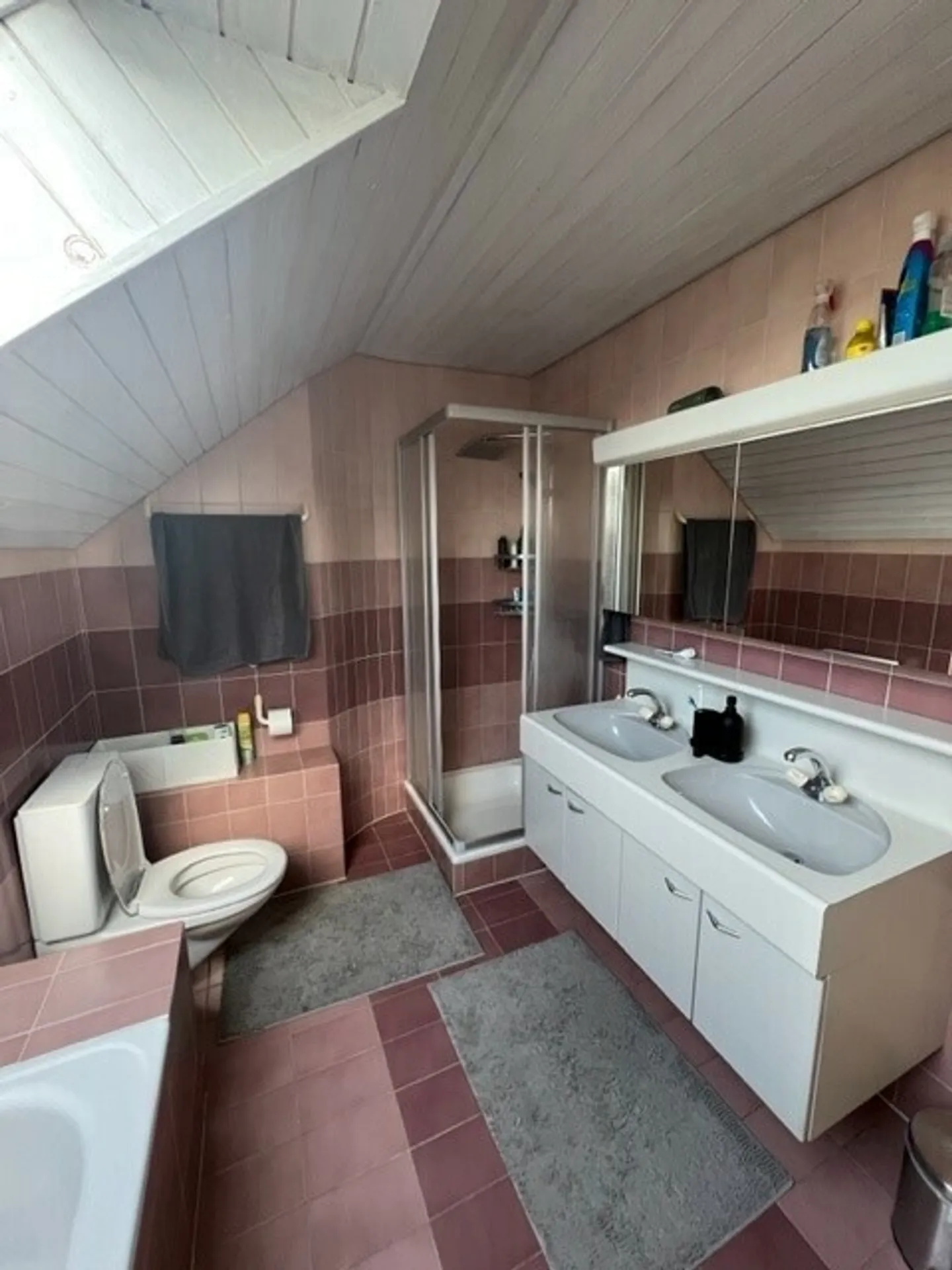 Doppelhaushälfte mit 5 Zimmern - ca. 135 m2 Wohnfläche - Foto 10 von 12