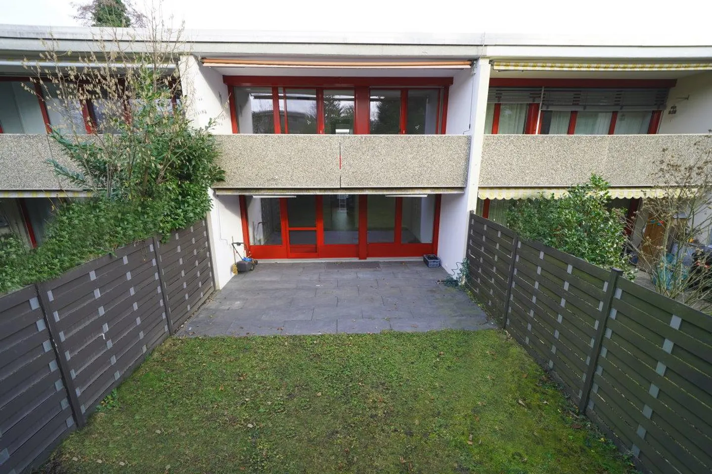 Stepped house for sale - Photo 1 of 10