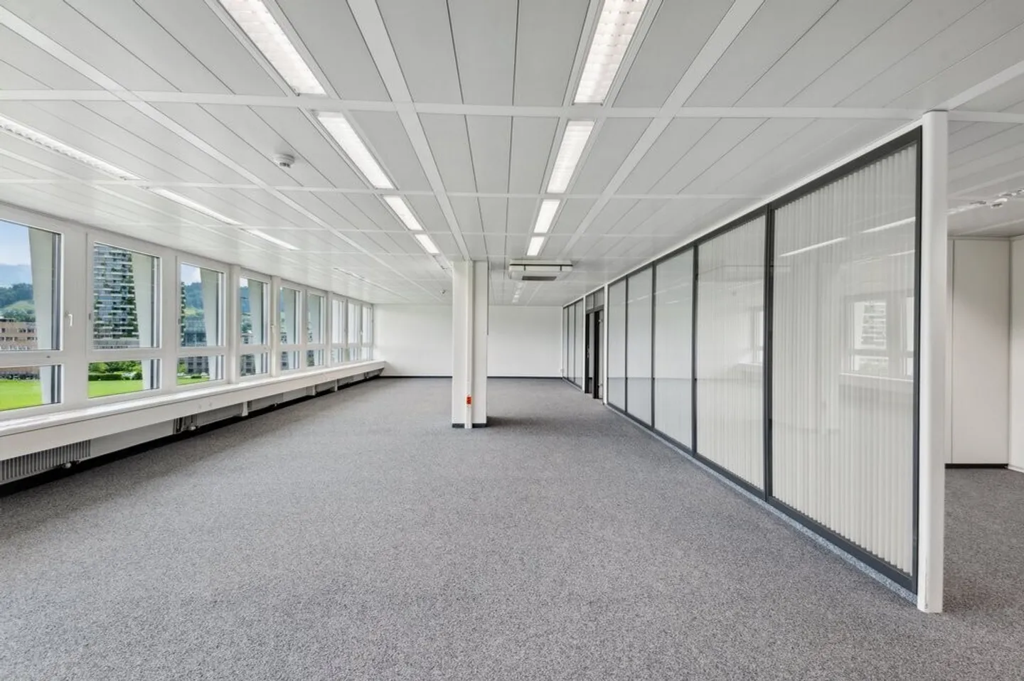 "Attraktiver Büroraum in Rotkreuz" - Foto 5 von 12