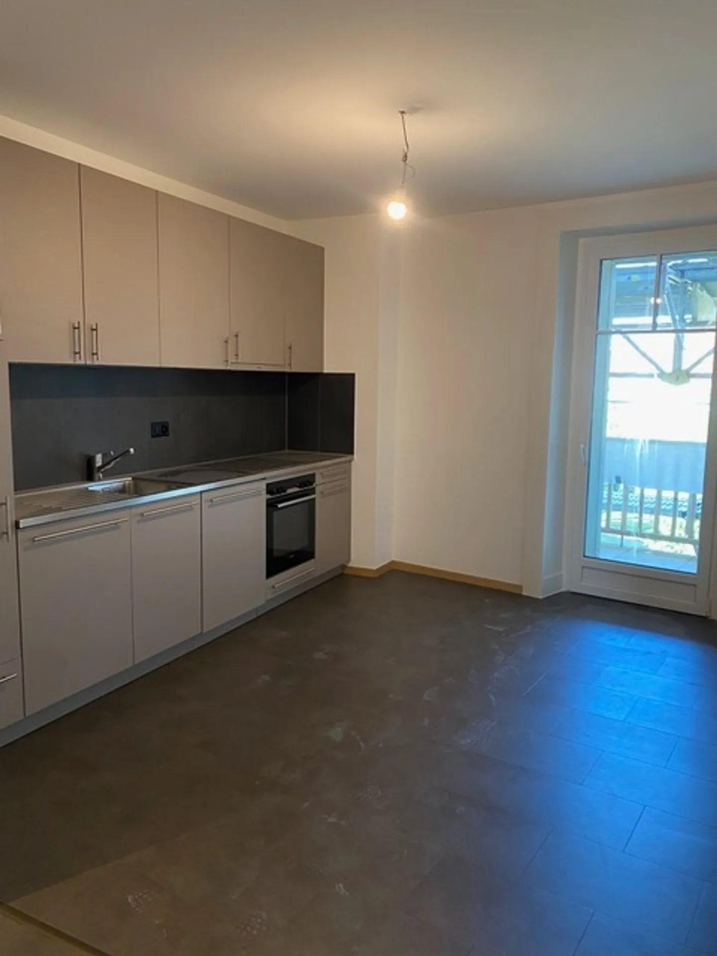 3,5-Zimmer-Wohnung - Foto 1 von 6