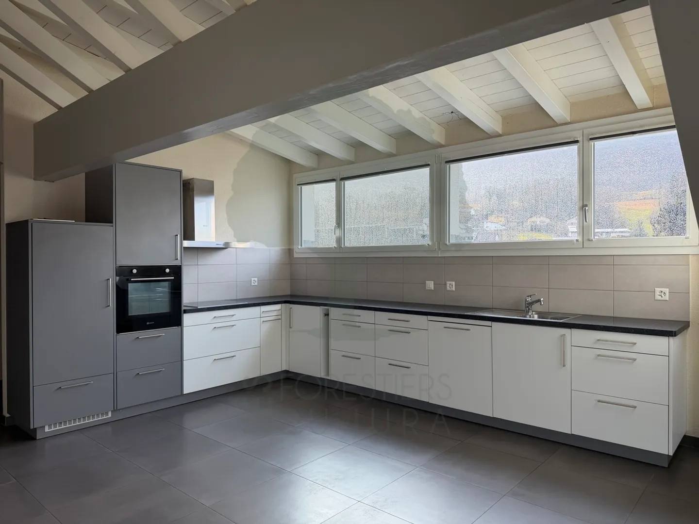 Magnifico appartamento Minergie di 4,5 stanze con terrazza - Foto 3 di 17