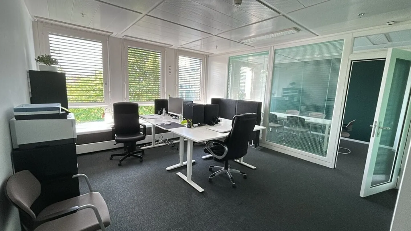 Superficie Ufficio 60 m2 - 3° piano - Foto 3 di 4