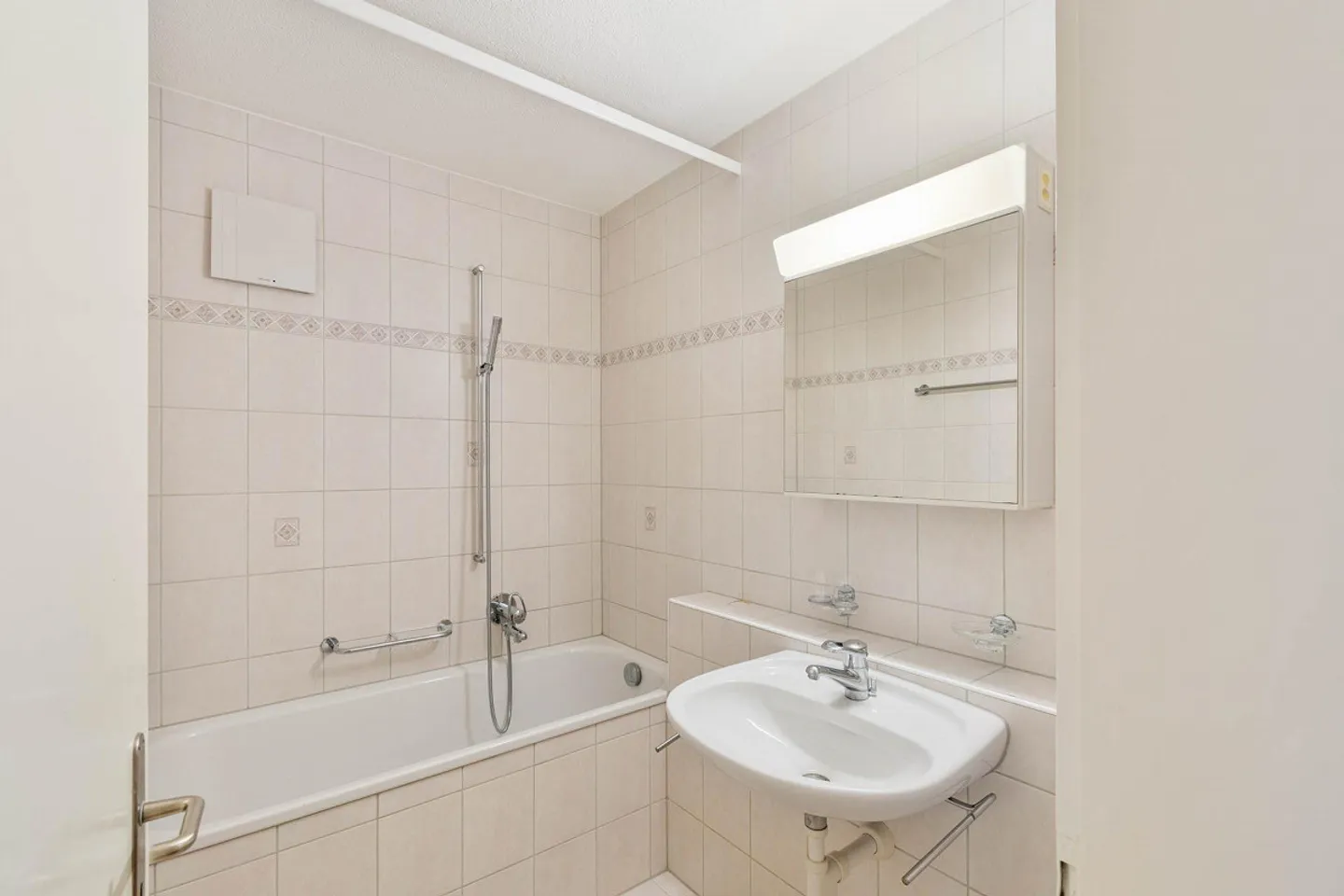 Modernes Apartment in ruhiger Lage - Foto 3 von 4