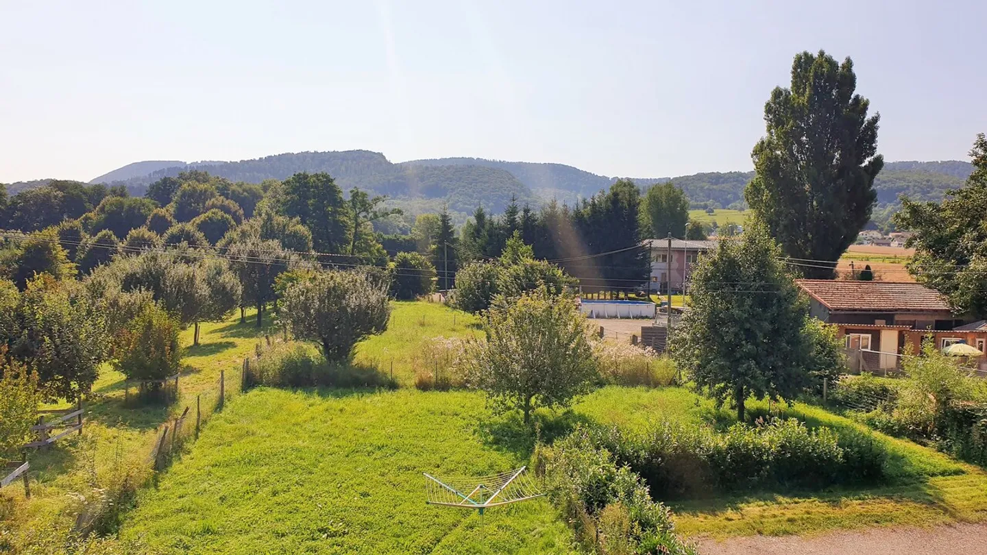 Ideally located with land and very good profitability - Photo 9 of 14