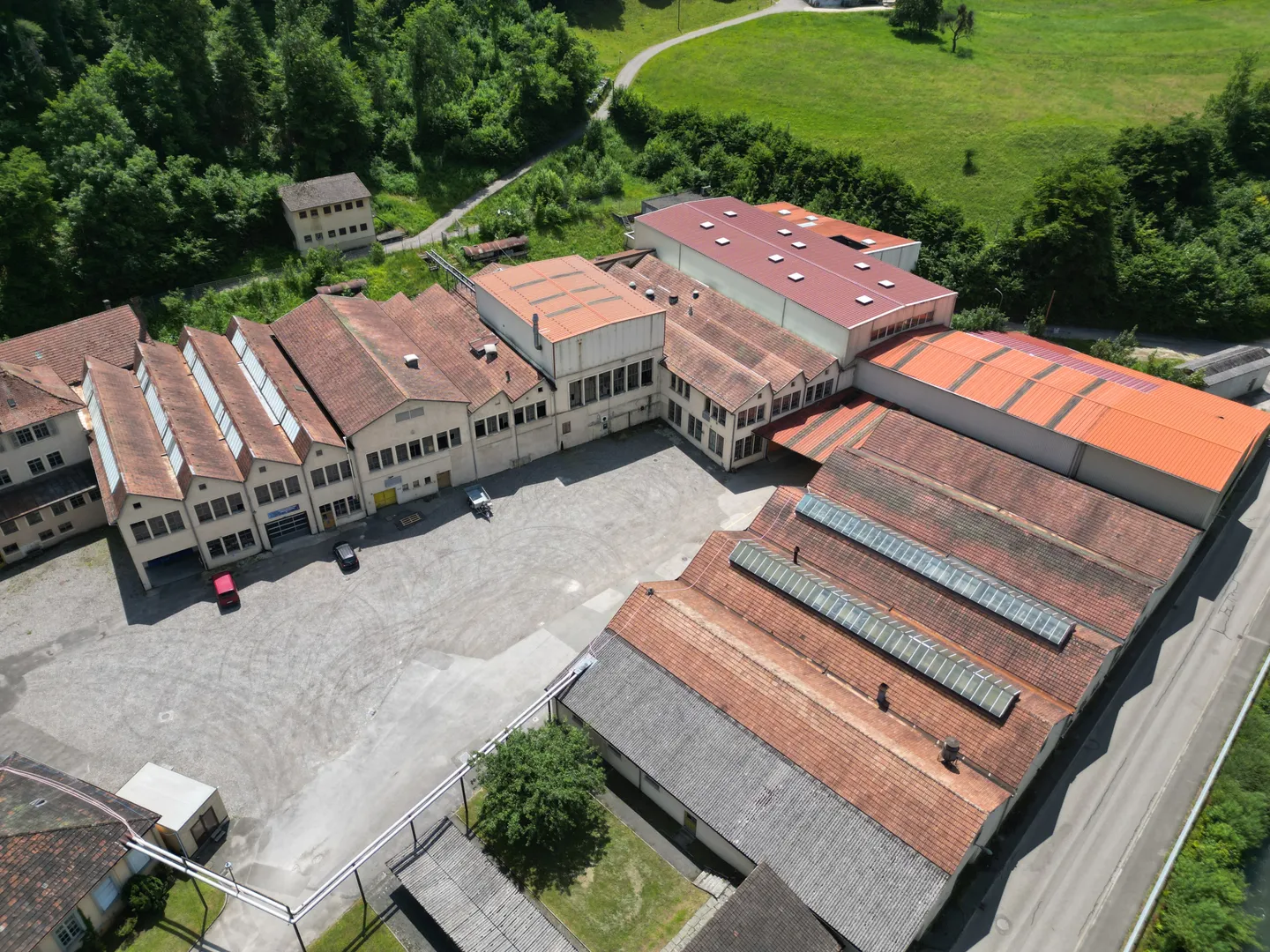 Flexible Gewerbeflächen in Saint-Ursanne - Foto 10 von 45