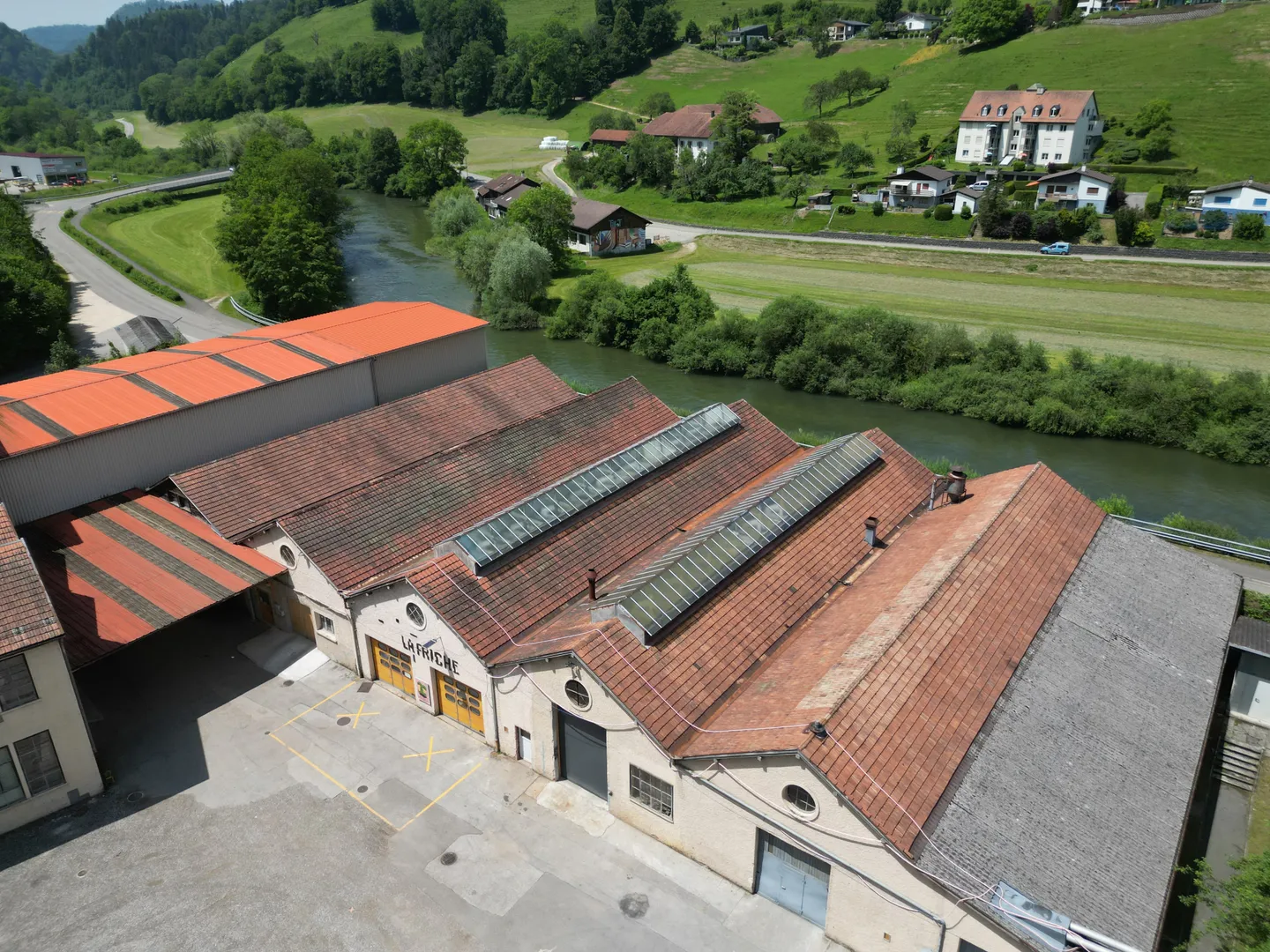 Flexible Gewerbeflächen in Saint-Ursanne - Foto 21 von 45
