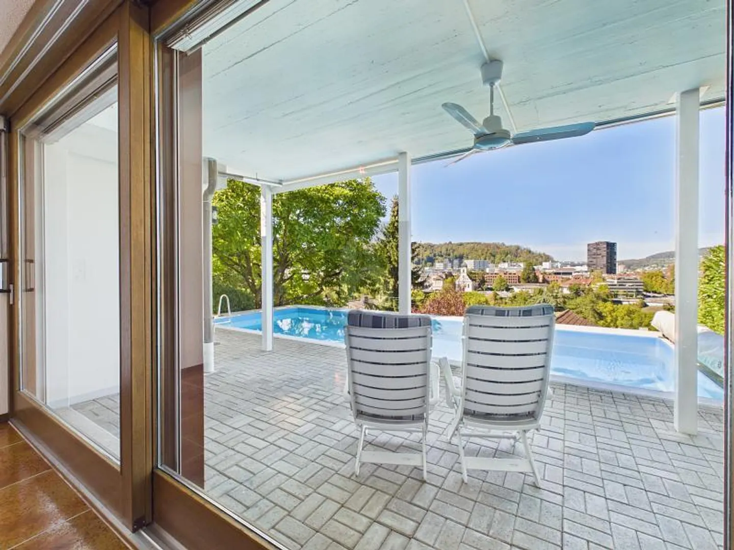 Di alta qualità con piscina privata e vista panoramica - Foto 4 di 6