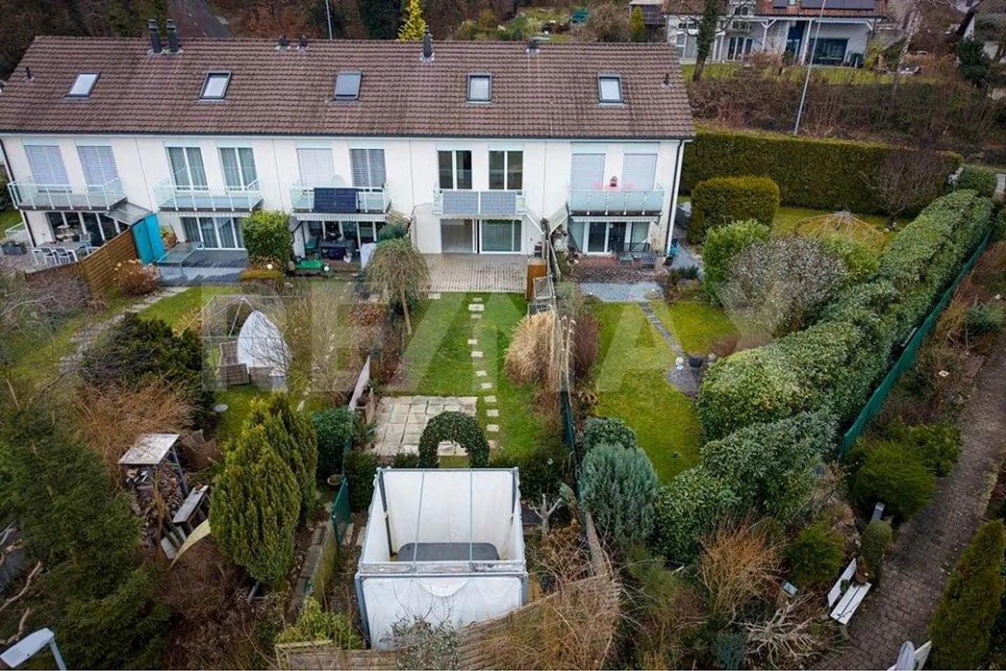 Terraced House - Peace, Space, and Retreats on Three Floors - Photo 8 of 13