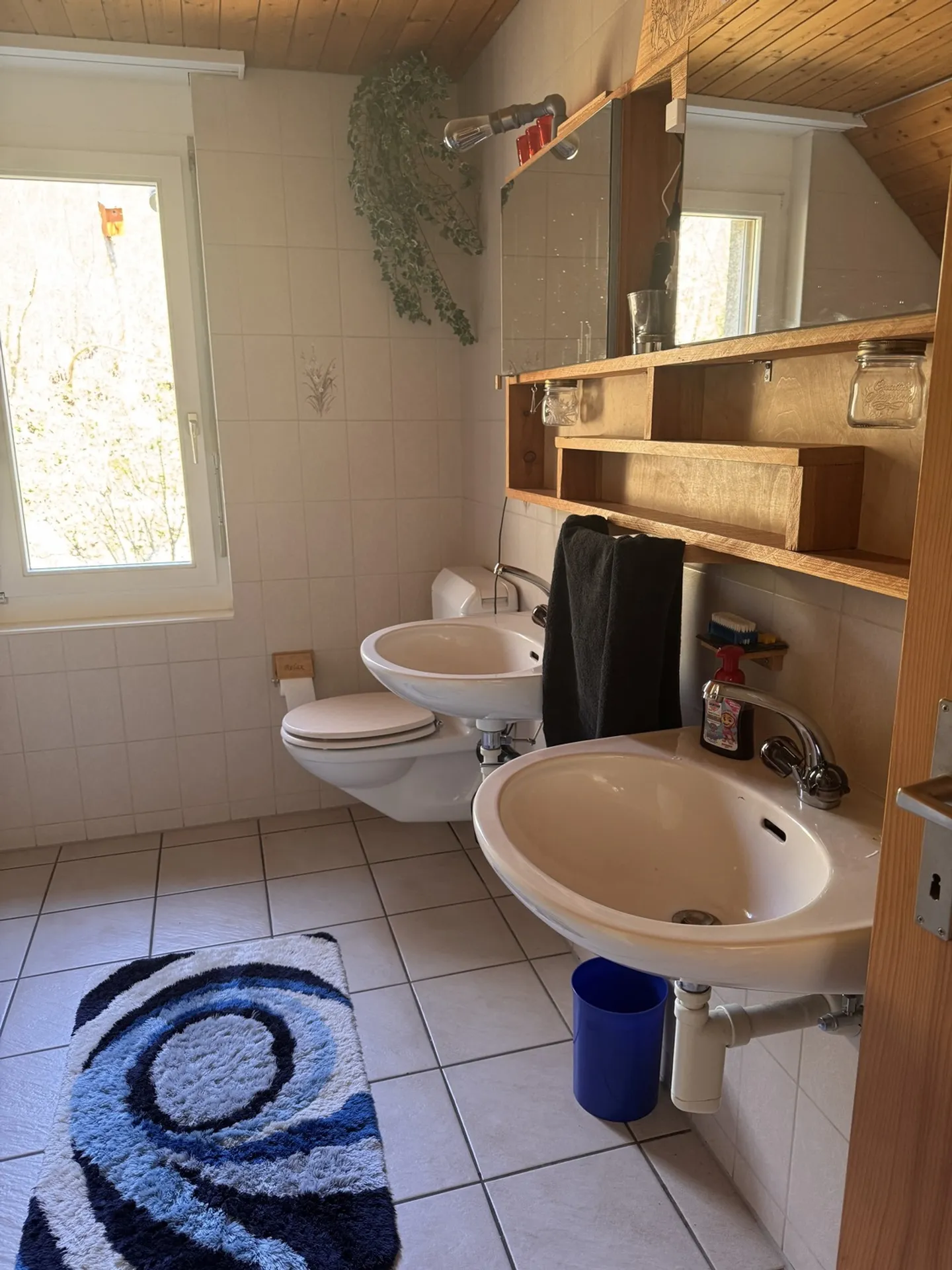 Charming Row House in Quiet Area - Photo 4 of 8