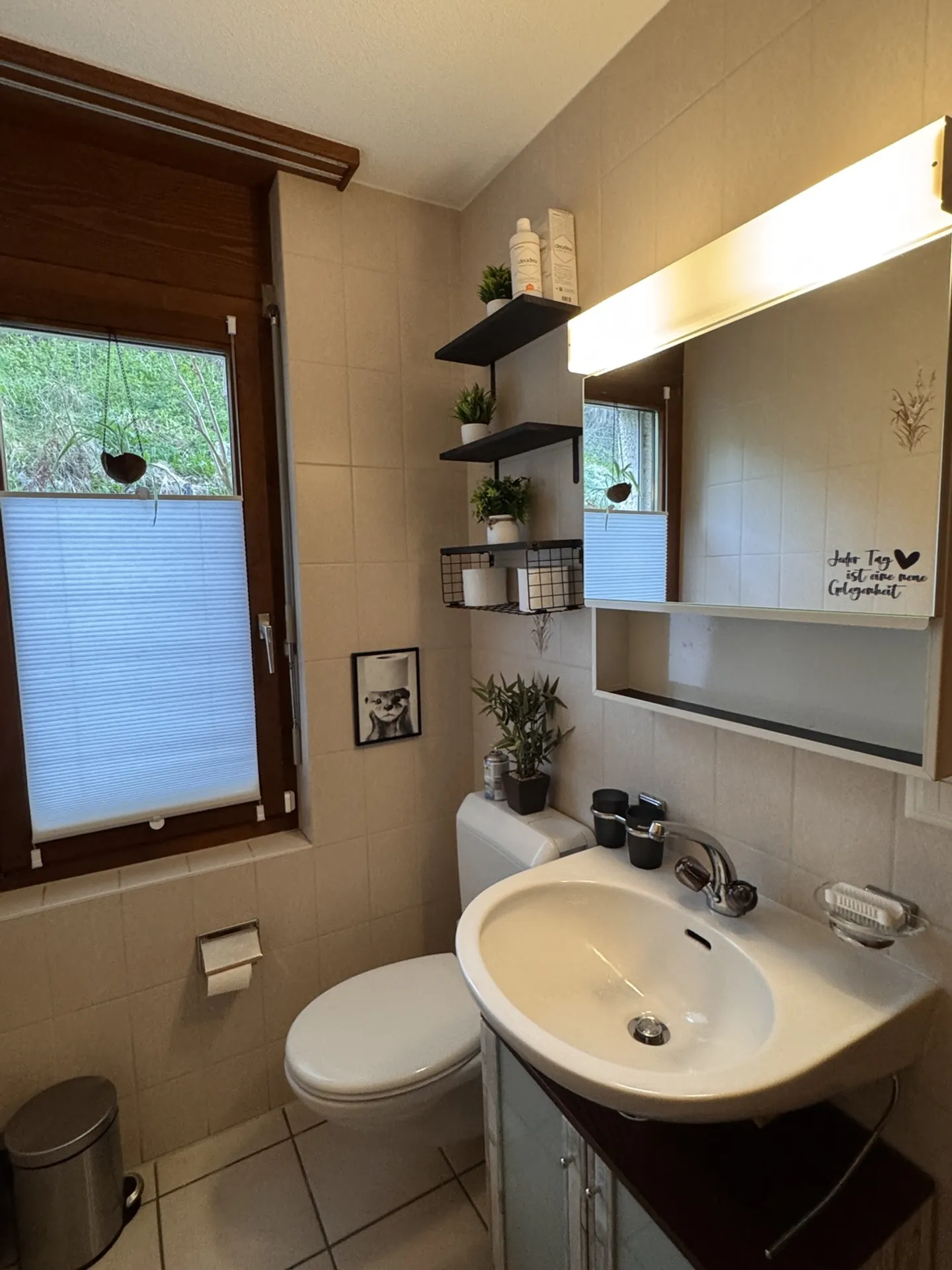 Charming Row House in Quiet Area - Photo 5 of 8