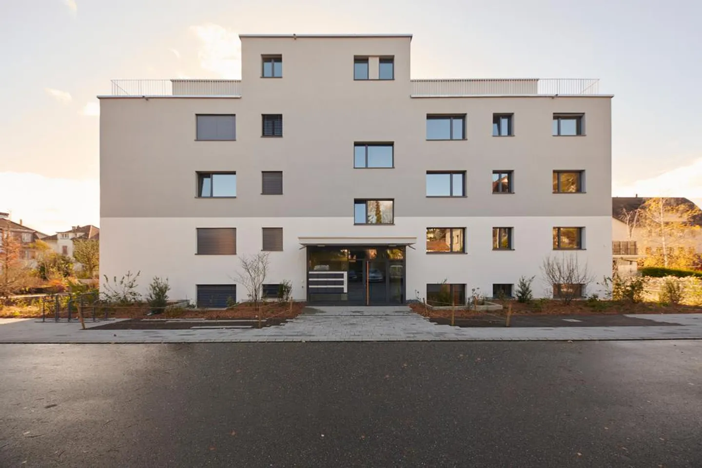 Appartamento luminoso e moderno di 3,5 locali a Wallisellen ZH - Foto 1 di 8