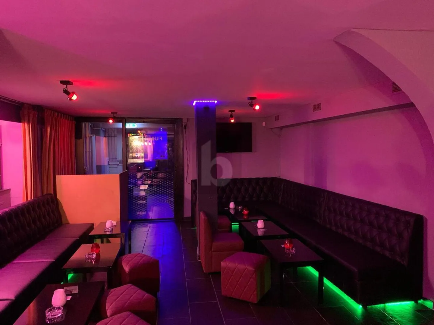 HOTSPOT FÜR NACHTLEBEN ODER KULINARIK - Foto 2 von 6