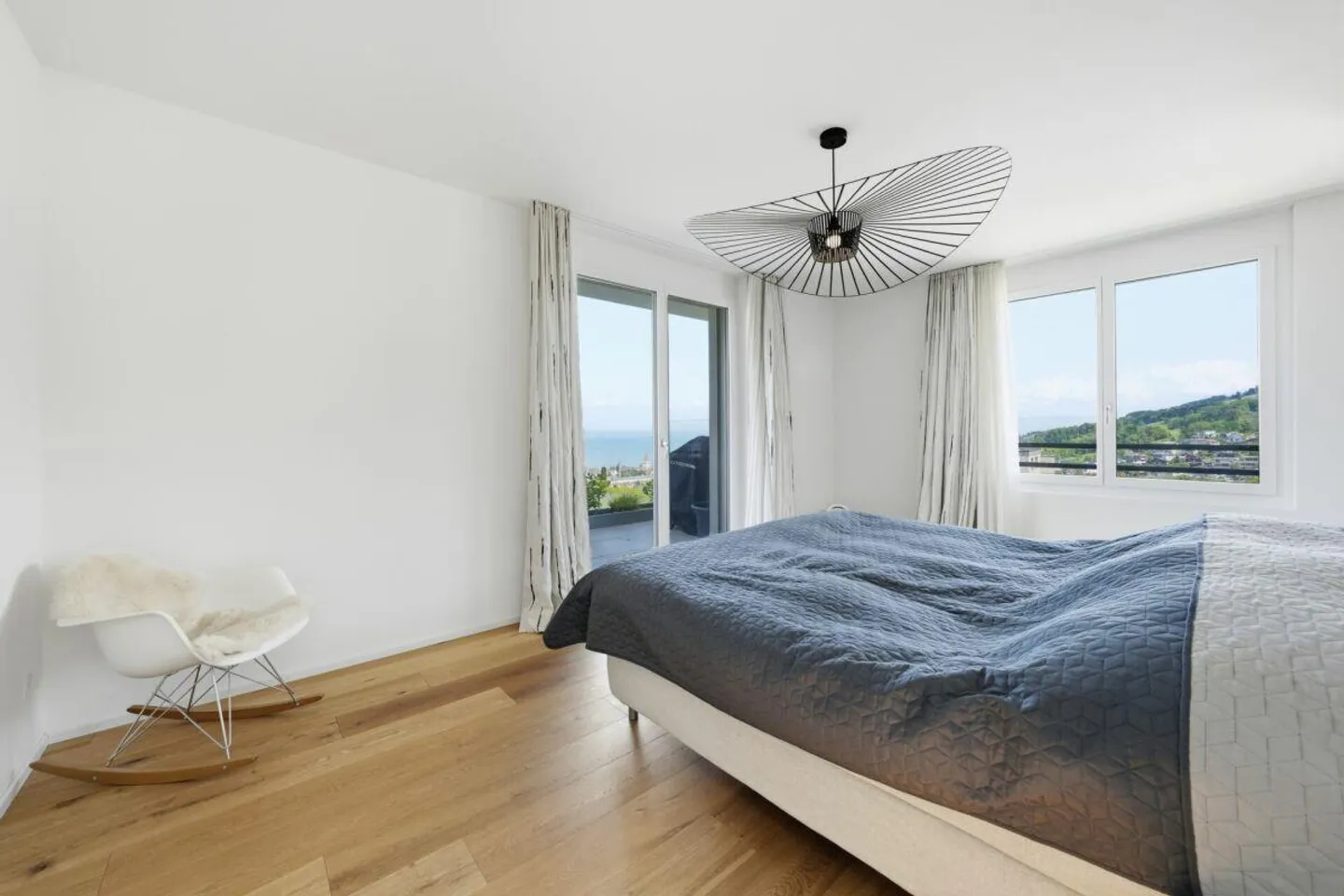 Appartamento attico nuovo, lussuoso e spazioso con vista mozzafiato sul lago - Foto 11 di 30