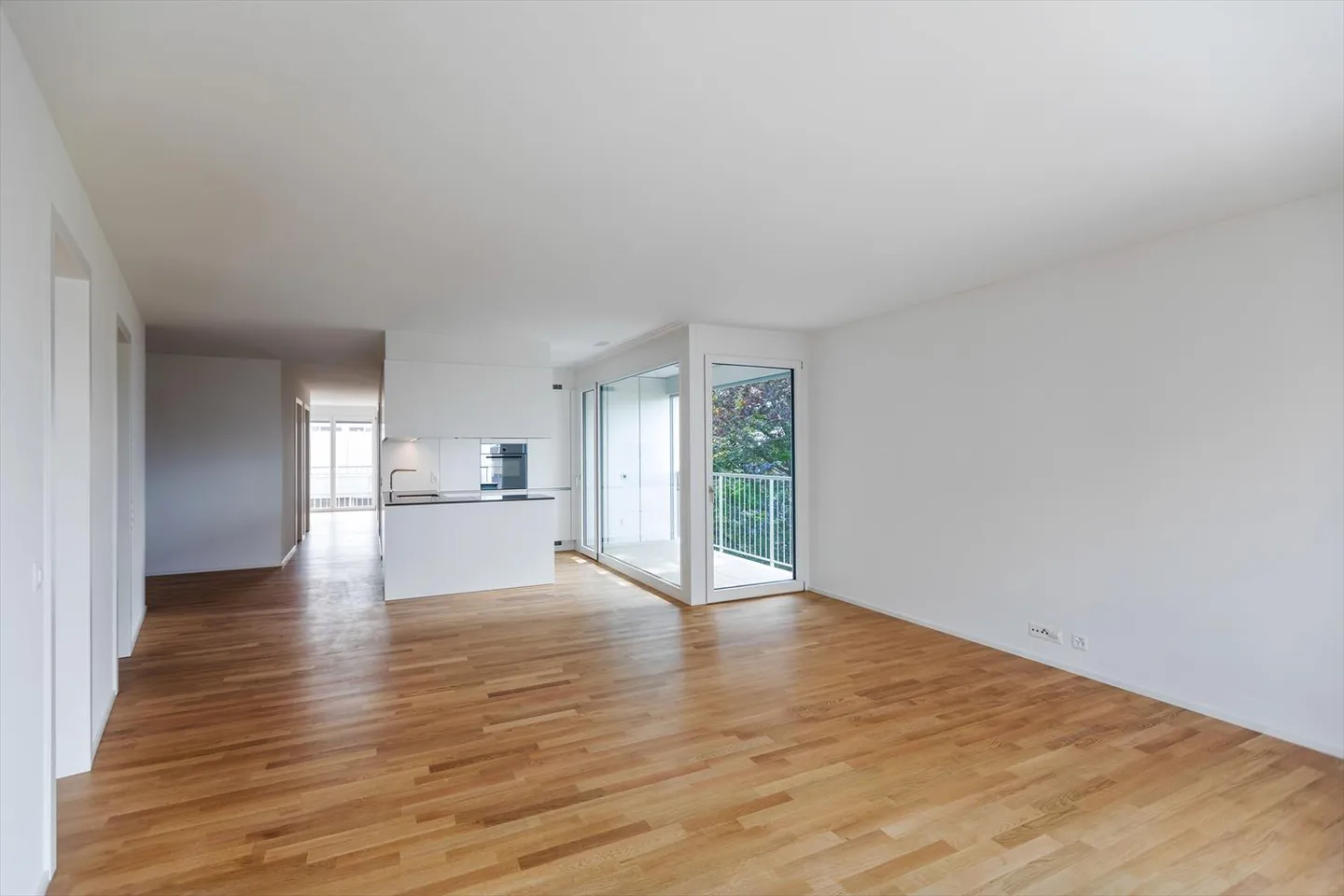 4.5 Room Apartment - Photo 1 of 10