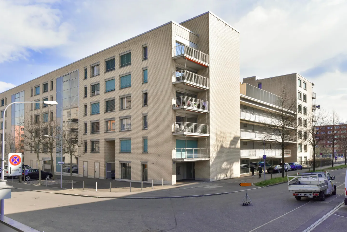 Appartamento duplex di 5,5 stanze nel cuore di Oerlikon! - Foto 1 di 10
