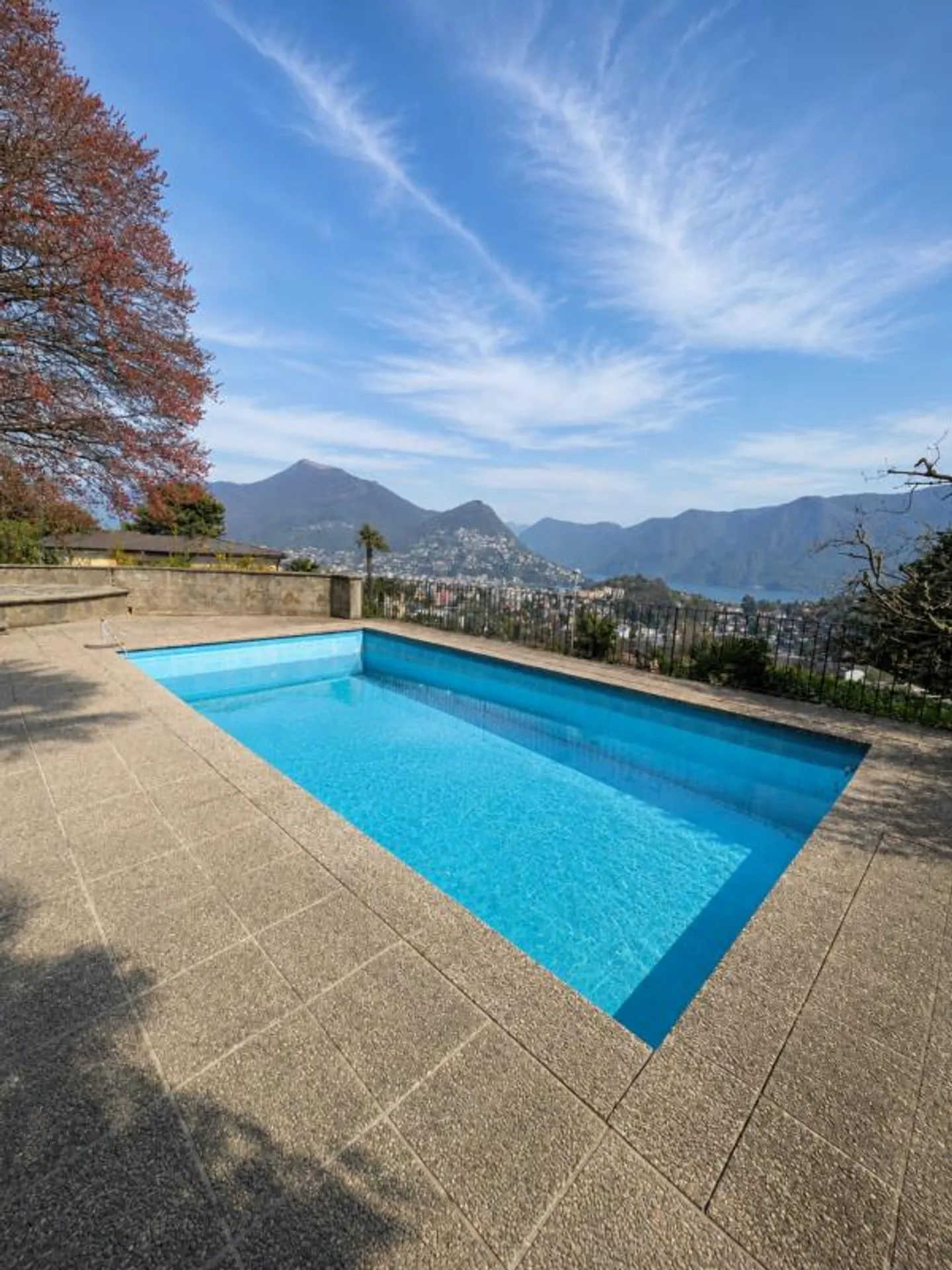 Villa with pool and unspoiled view - Photo 14 of 14