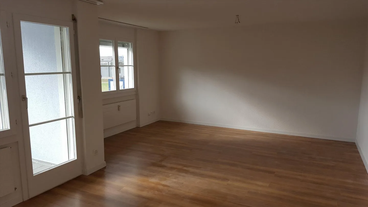 Cozy 1.5-room apartment with balcony - Photo 2 of 5