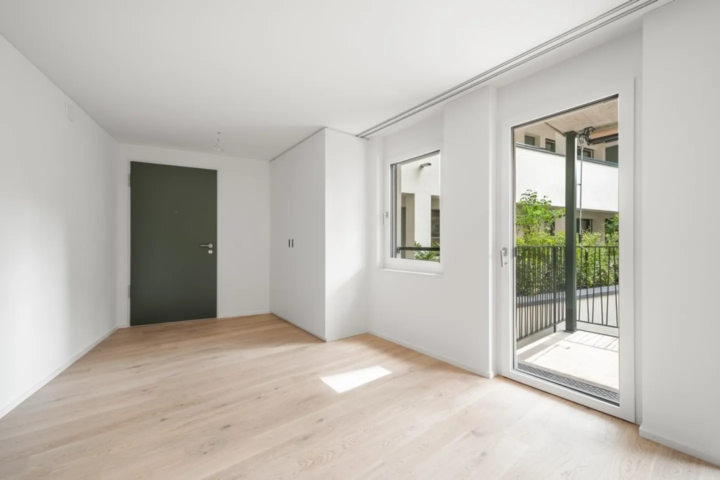 Charming 2.5-Room Apartment in Zurich - Photo 4 of 9