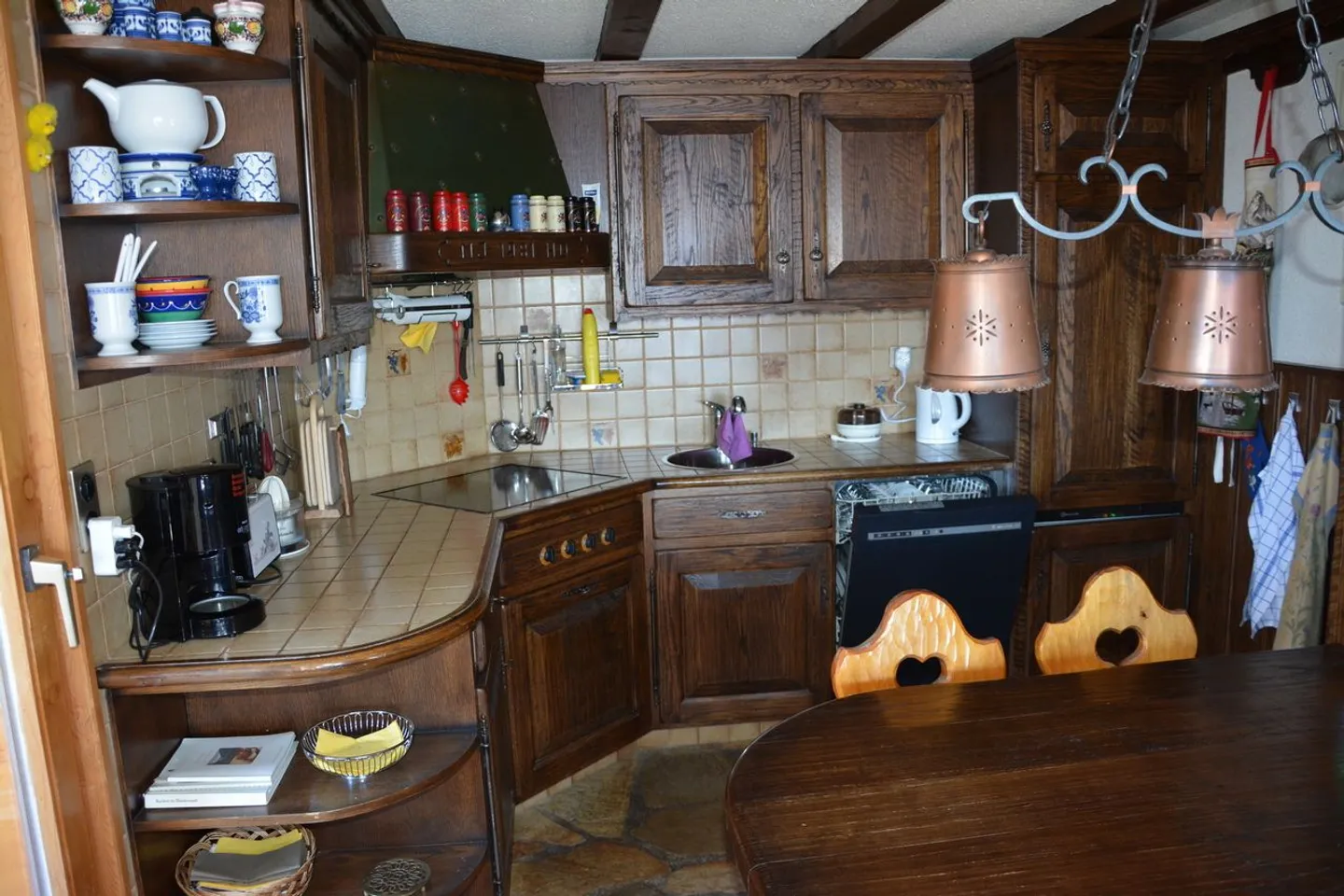 Chalet 4.5 rooms - Photo 5 of 13