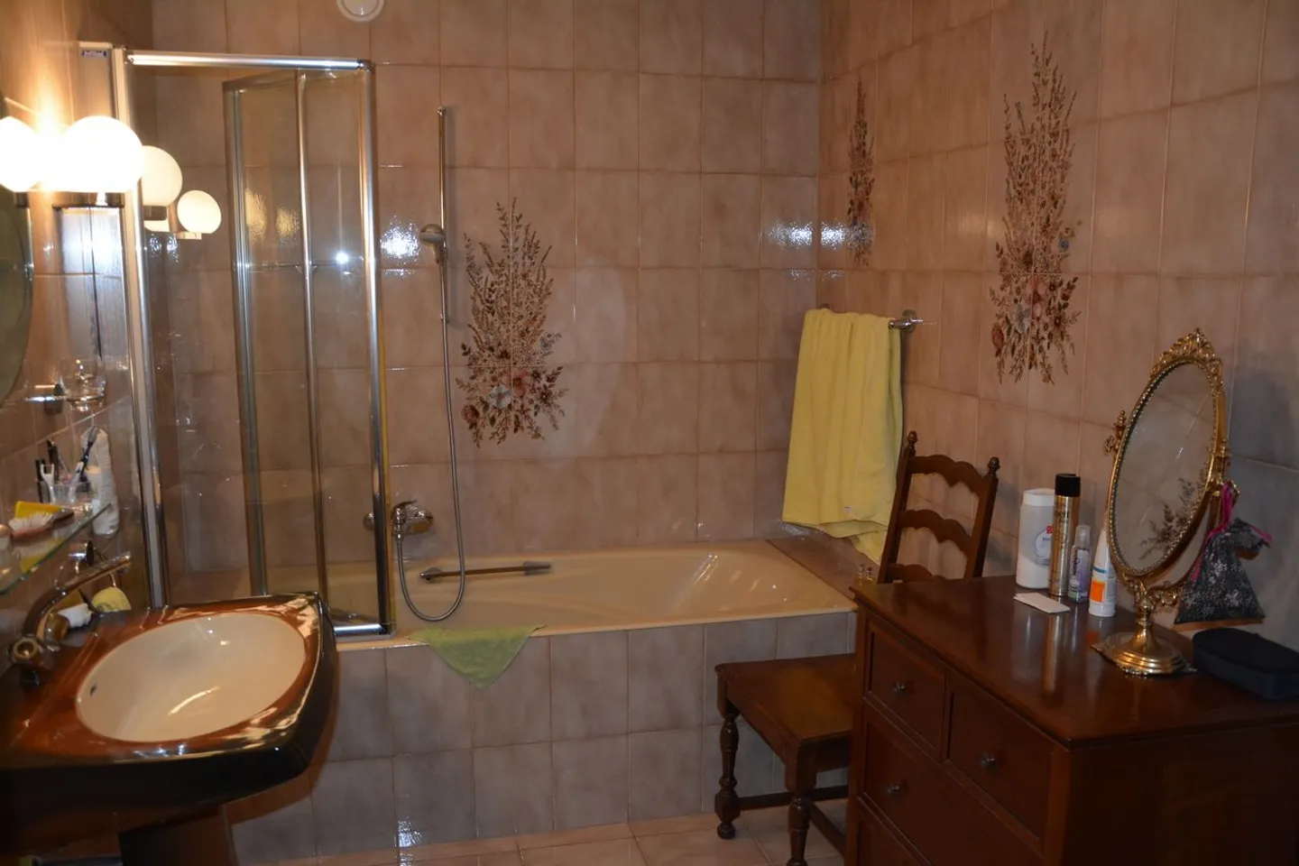Chalet 4.5 rooms - Photo 12 of 13