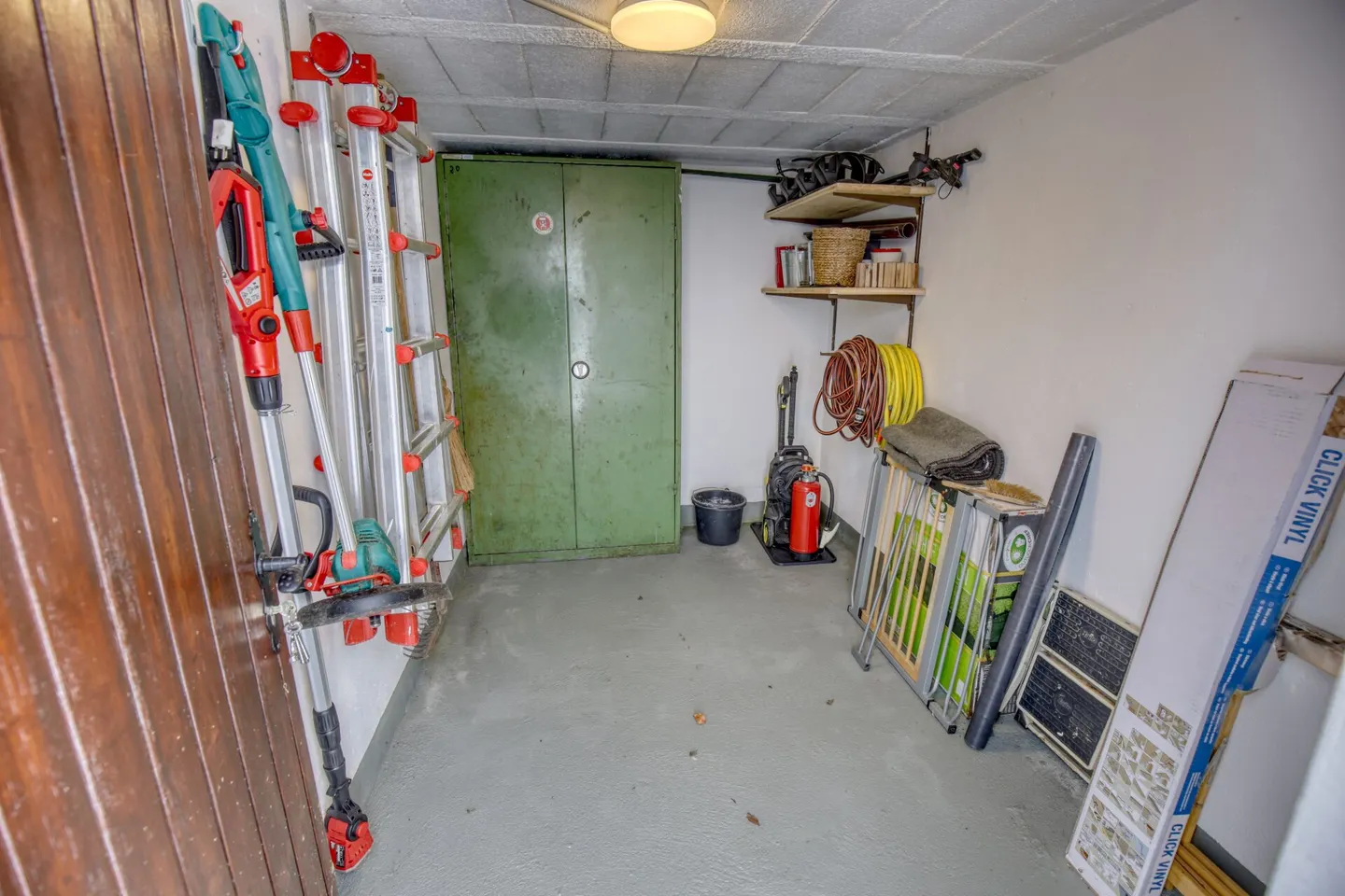 Charmantes Chalet mit Nebengebäuden - Foto 31 von 32