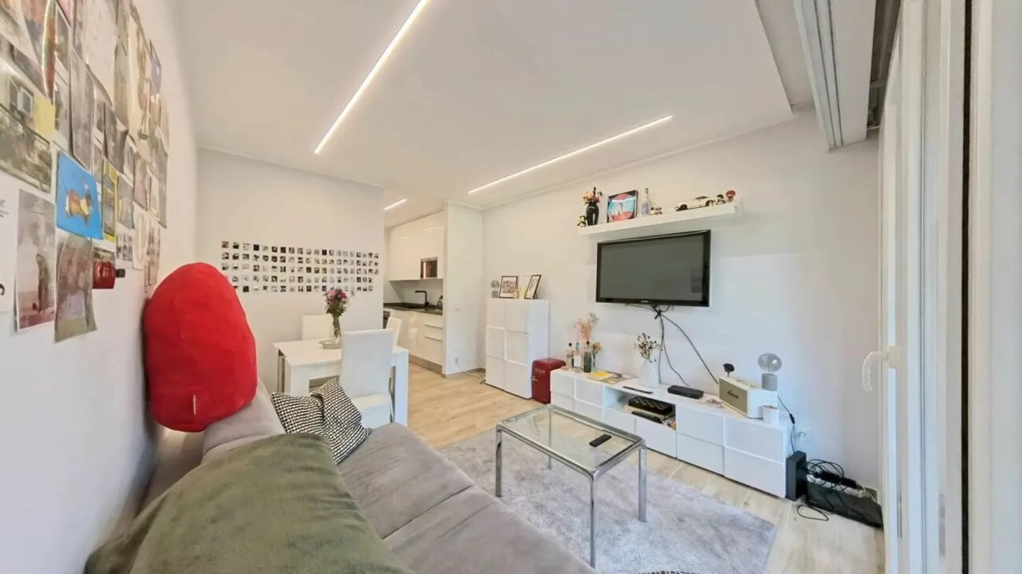 Appartamento in vendita - Foto 4 di 17