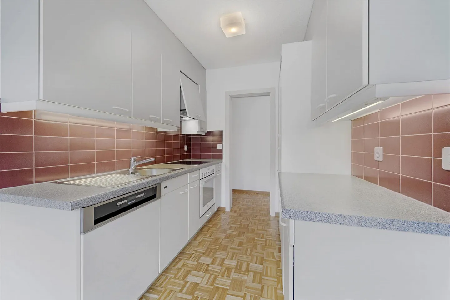 Bell'appartamento di 2,5 stanze con terrazza! - Foto 3 di 5