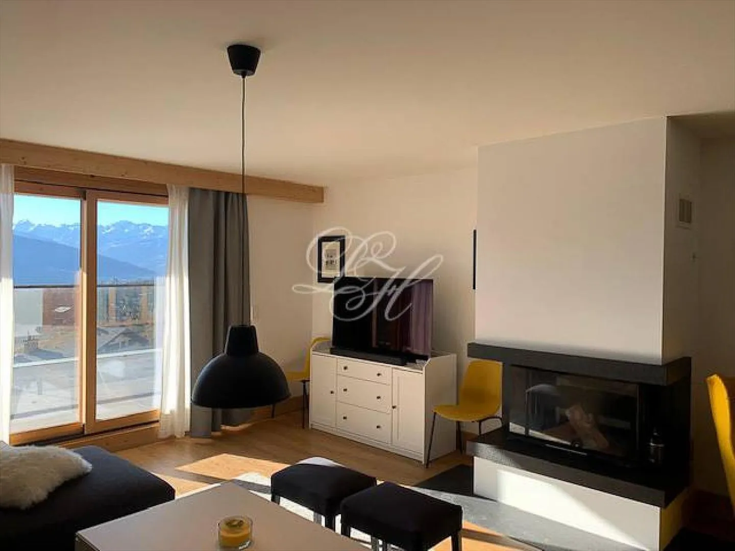 4.5 Room Apartment in Crans-Montana - Photo 5 of 13