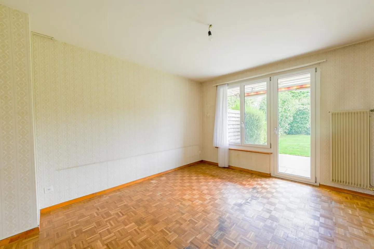 Une maison dans un emplacement idéal dans une impasse - Photo 3 sur 8