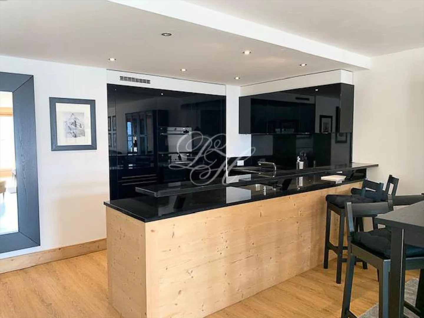 4.5 Room Apartment in Crans-Montana - Photo 7 of 13