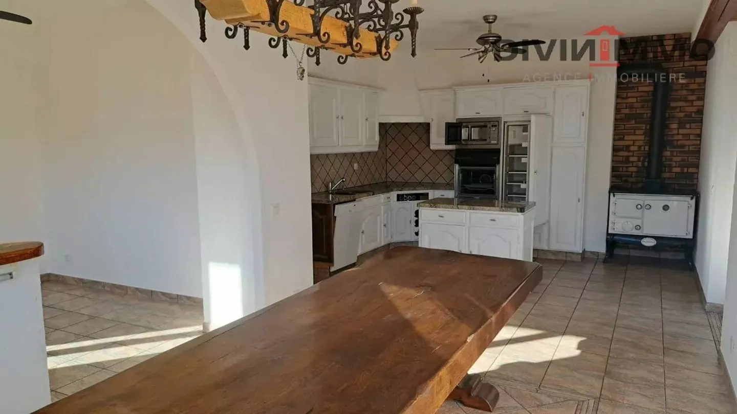 3.5-room apartment with garden - Photo 1 of 9