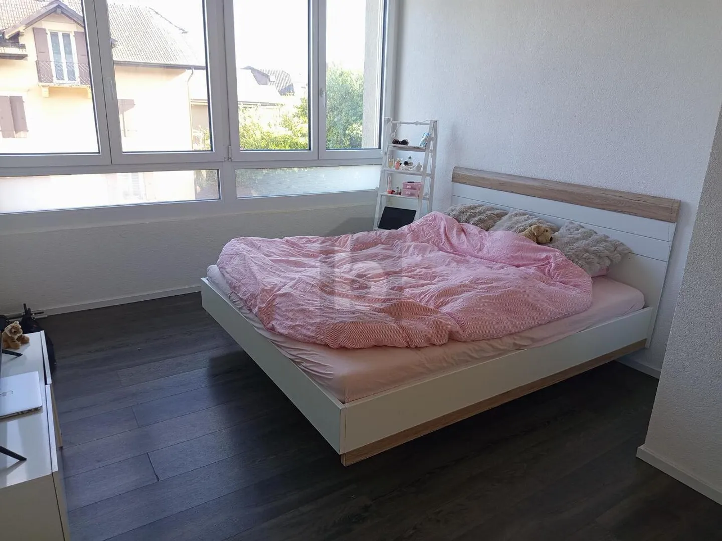 Bright 3.5 Room Apartment - Photo 5 of 6