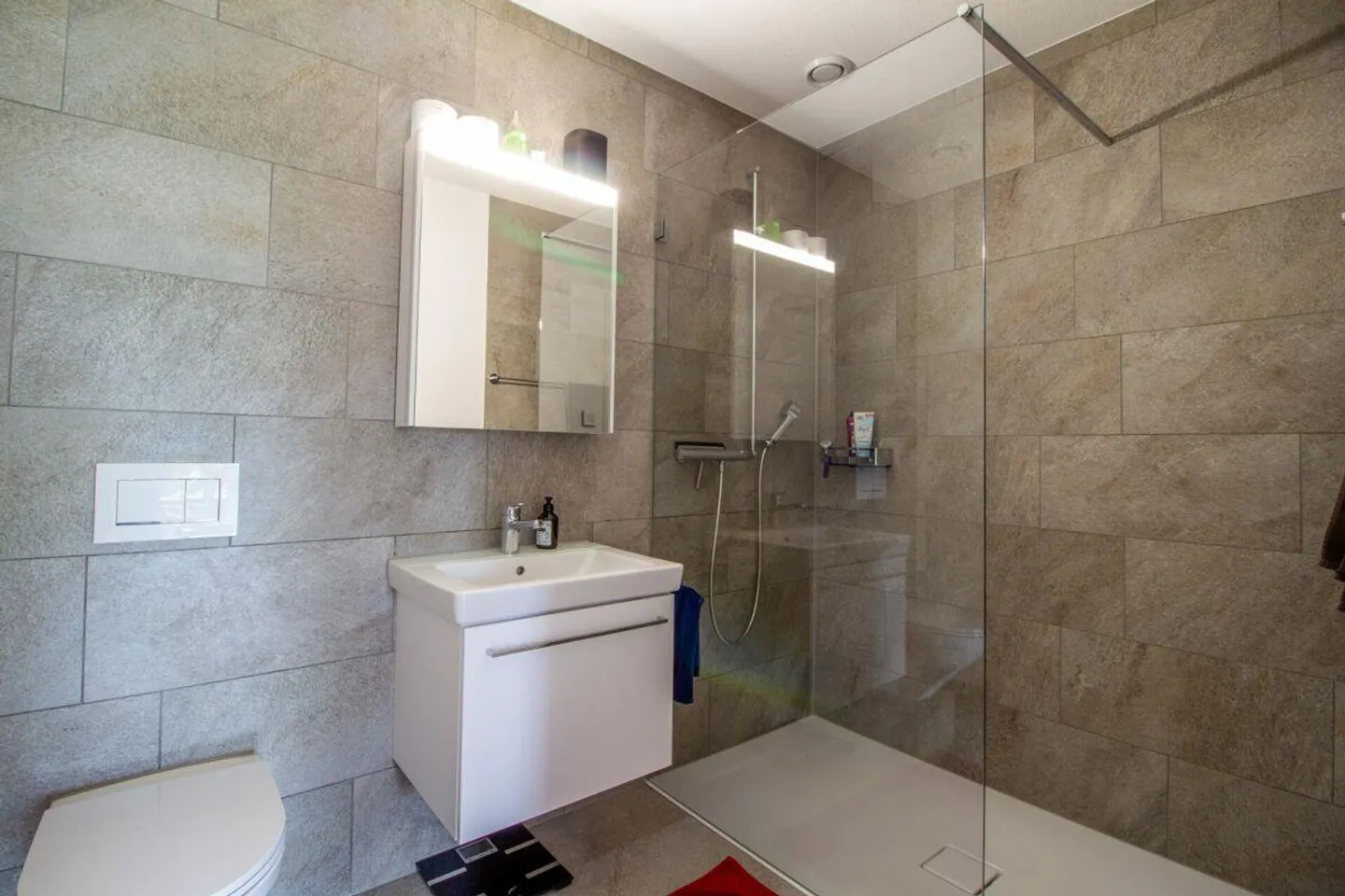 Modern and bright 3.5-room garden apartment in a tax-friendly area - Photo 11 of 19