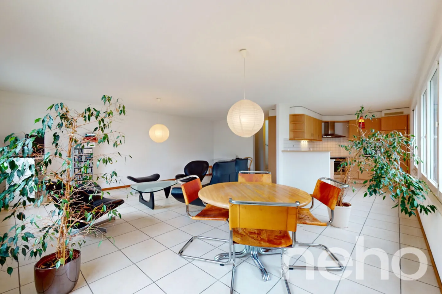 Charming attic close to the city center - Photo 5 of 13