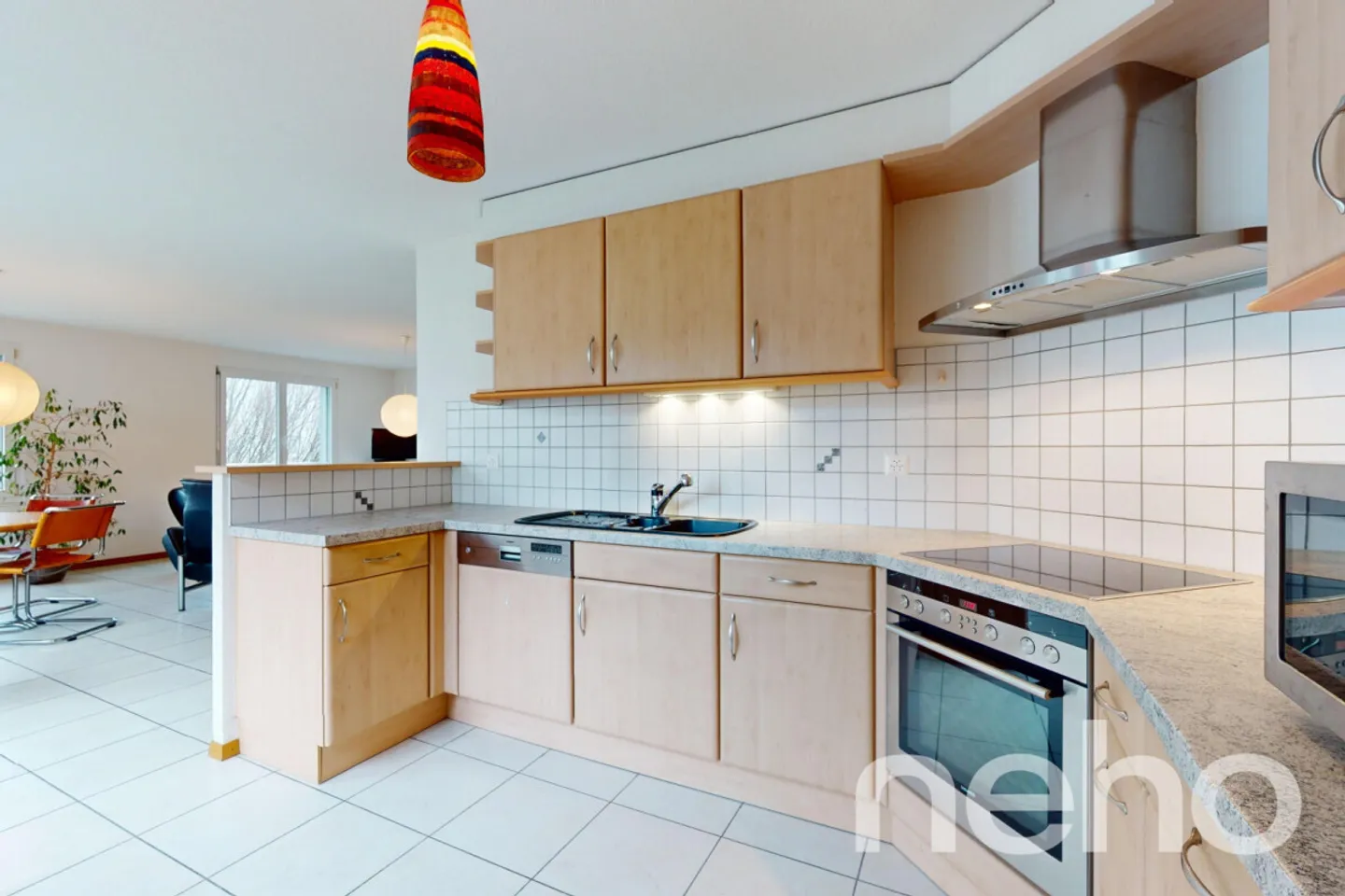 Charming attic close to the city center - Photo 7 of 13