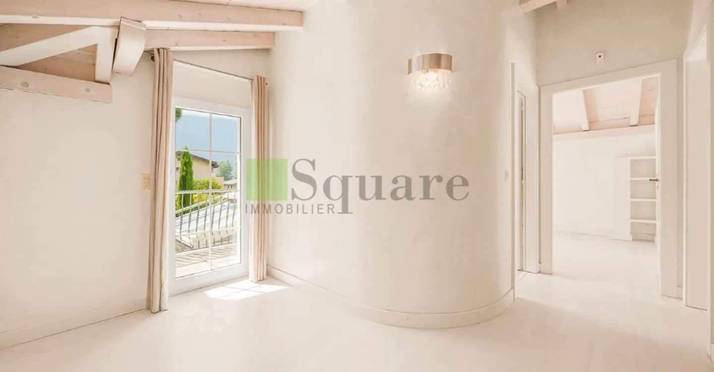 Außergewöhnliche provenzalische Villa mit Pool in Fully - Foto 10 von 12