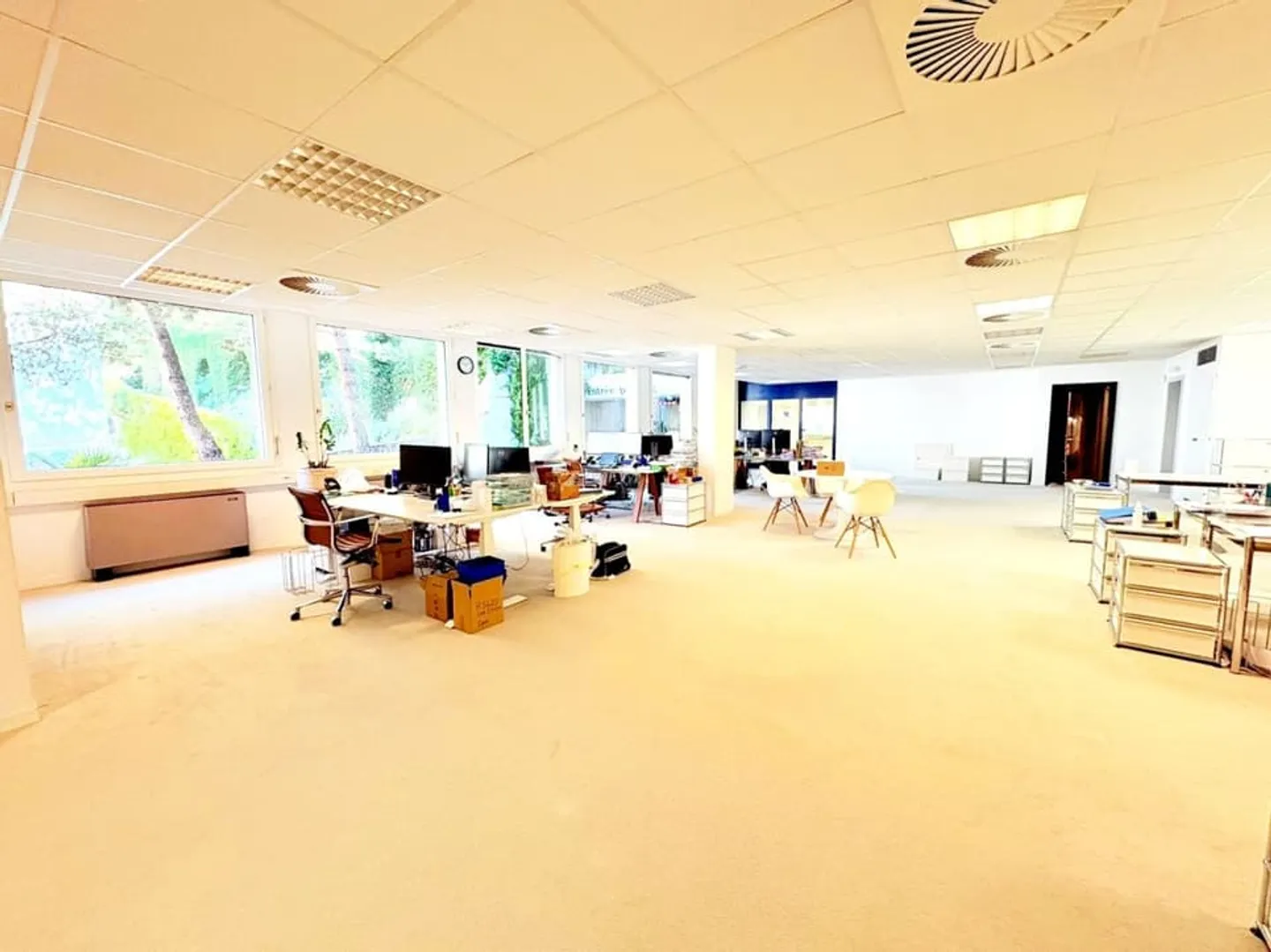 Beautiful offices in Montreux - One month of rent offered! - Photo 1 of 8