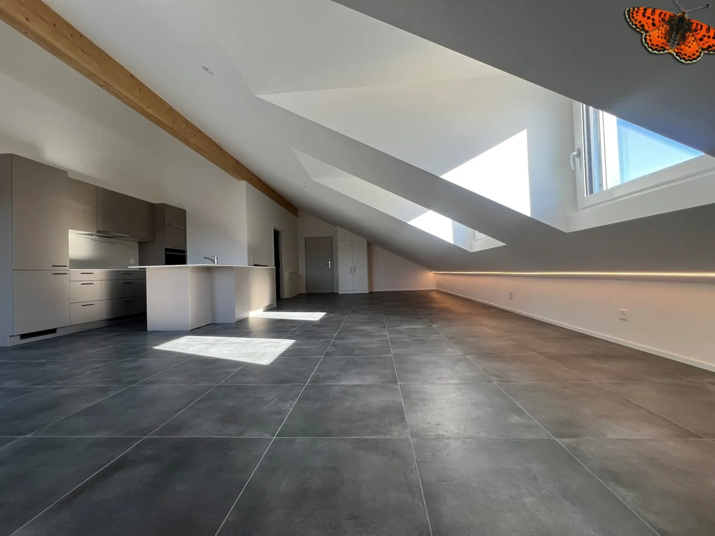 CHIC 3 ½ ROOM APARTMENT NEW - Photo 8 of 12