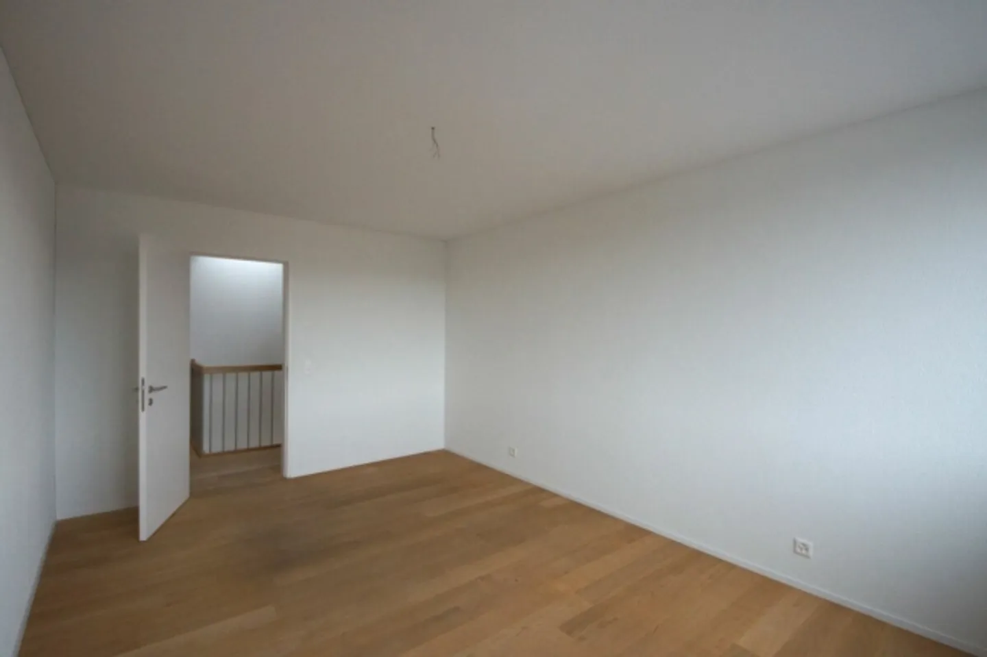 5½-Room Corner House with Beautiful Panoramic View - Photo 7 of 8