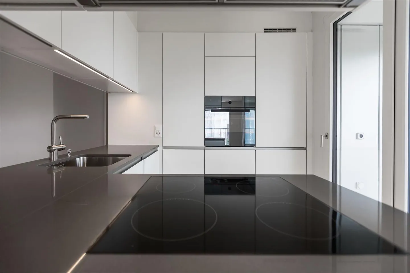 4.5 Room Apartment - Photo 3 of 10