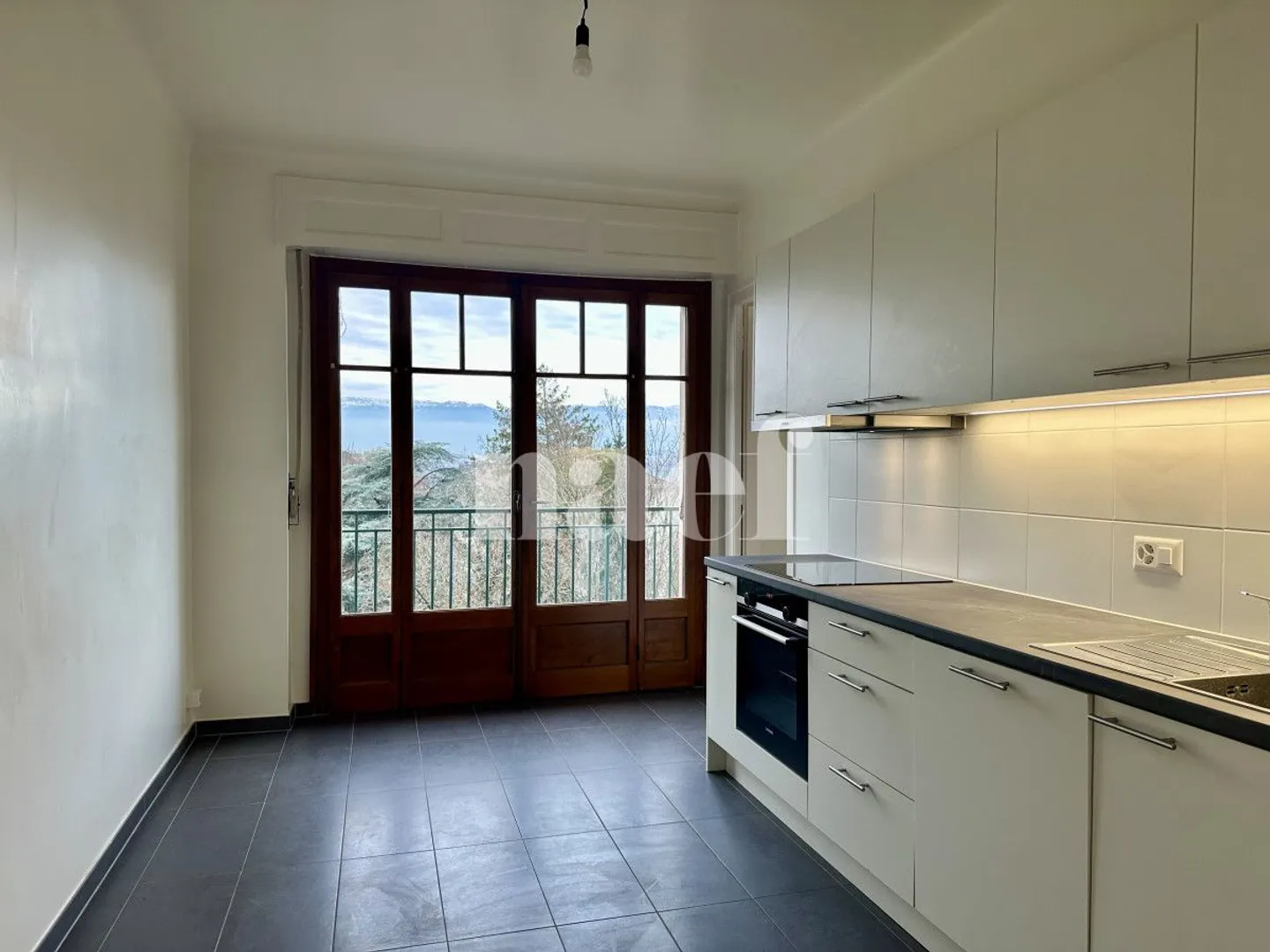 3.5 Room Apartment - Photo 5 of 13