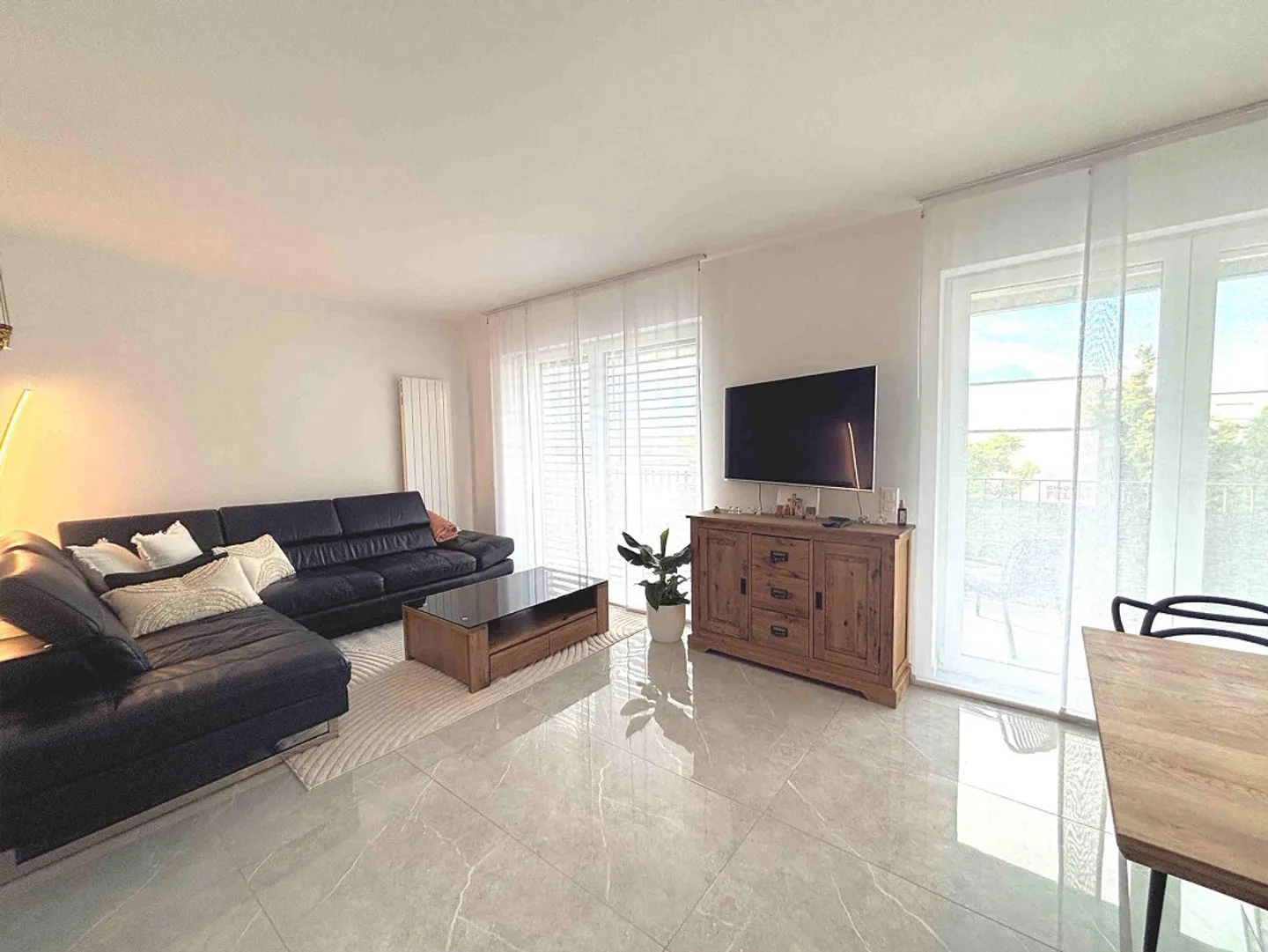 Elegante appartamento in esclusiva residenza - Photo 6 of 14