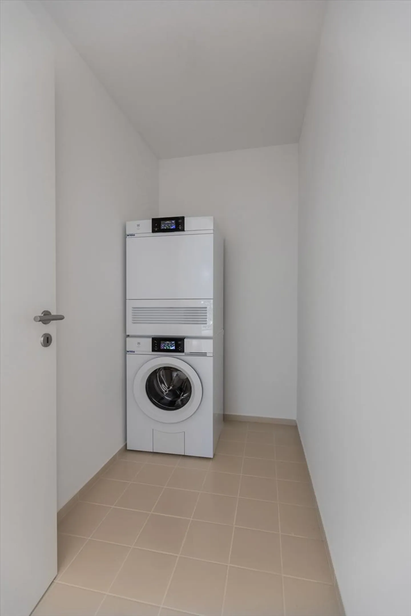 4.5 Room Apartment - Photo 8 of 10