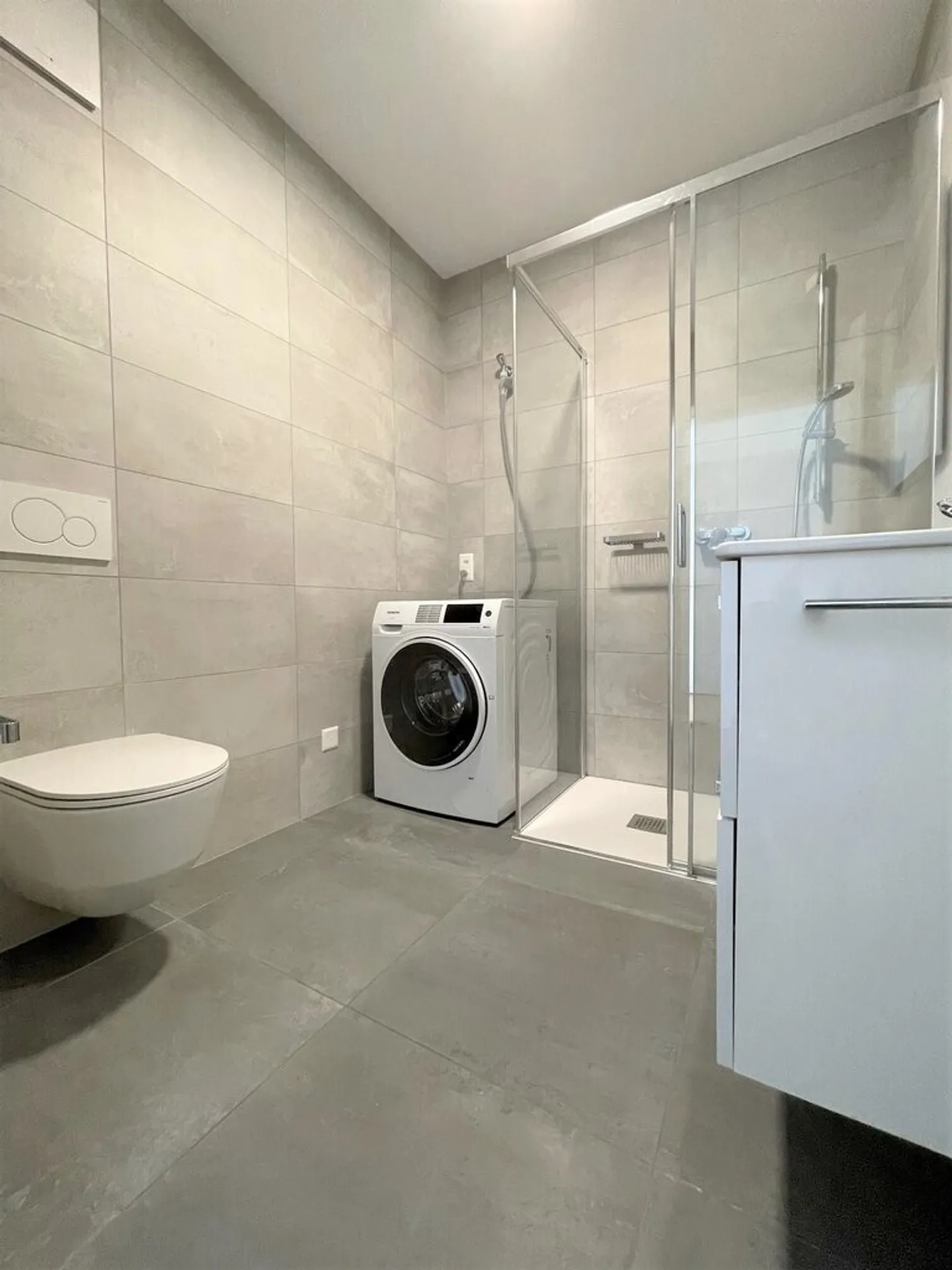 Modern und hell 3.5 Zimmer, eingebettet in die Natur in Pazzallo - Foto 3 von 6