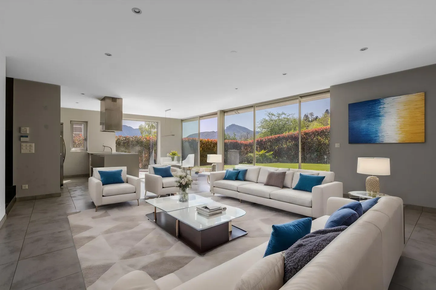 Maison exclusive et spacieuse de 4,5 pièces avec jardin privé à Carona - Photo 1 sur 11