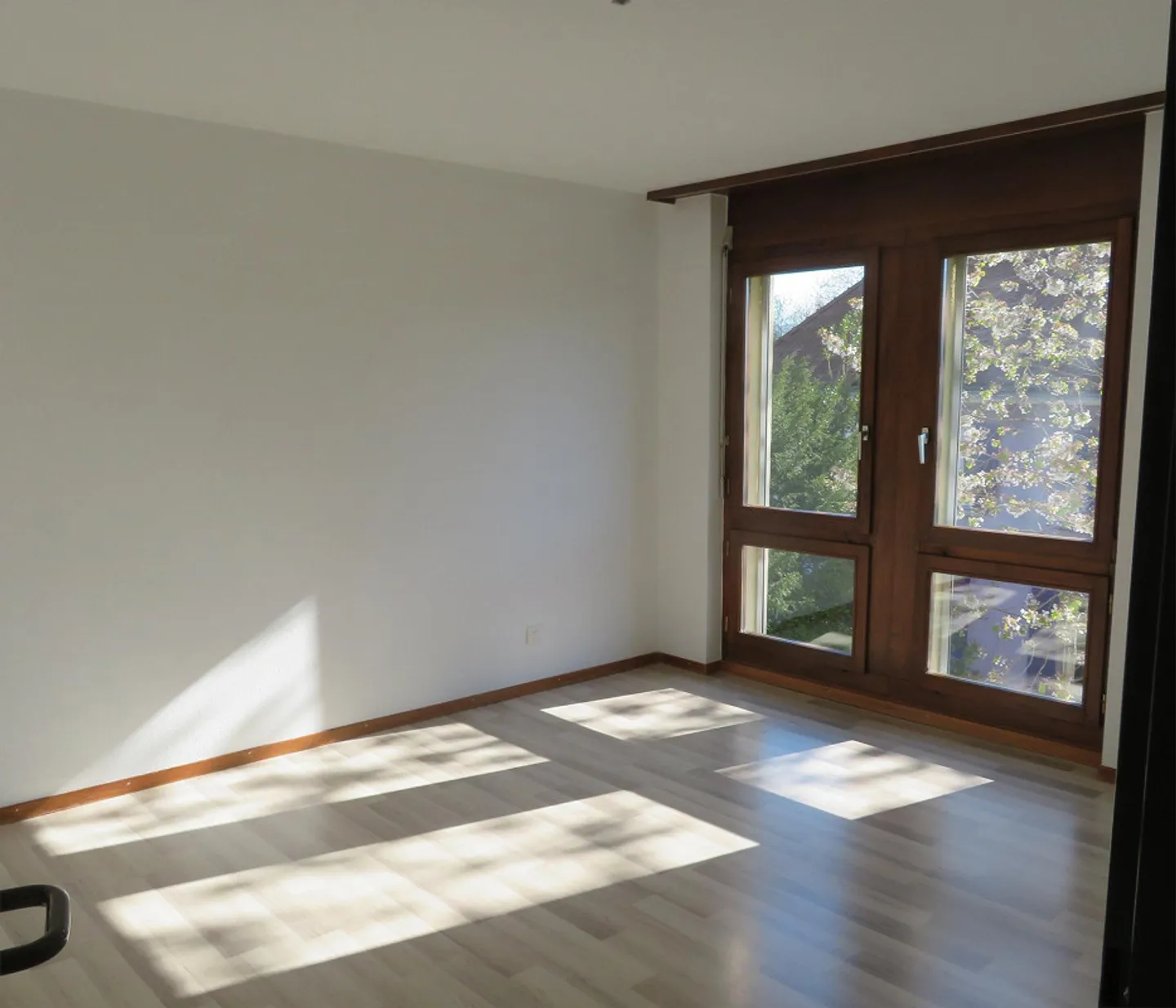 Luminoso appartamento di 2,5 stanze con balcone invernale - Foto 4 di 7