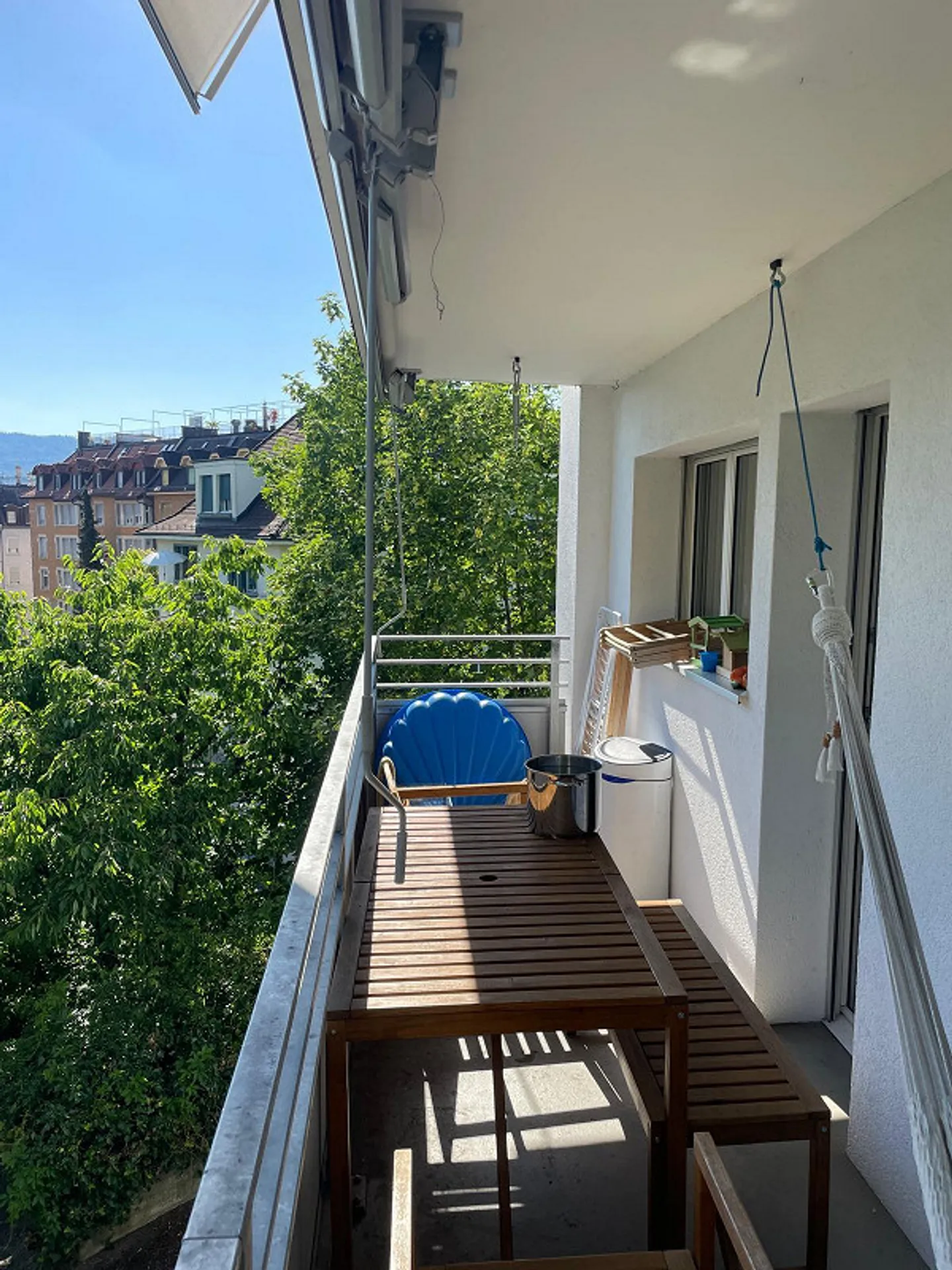 Appartement lumineux de 5 pièces avec balcon et vue sur la verdure à Seefeld - Photo 4 sur 8
