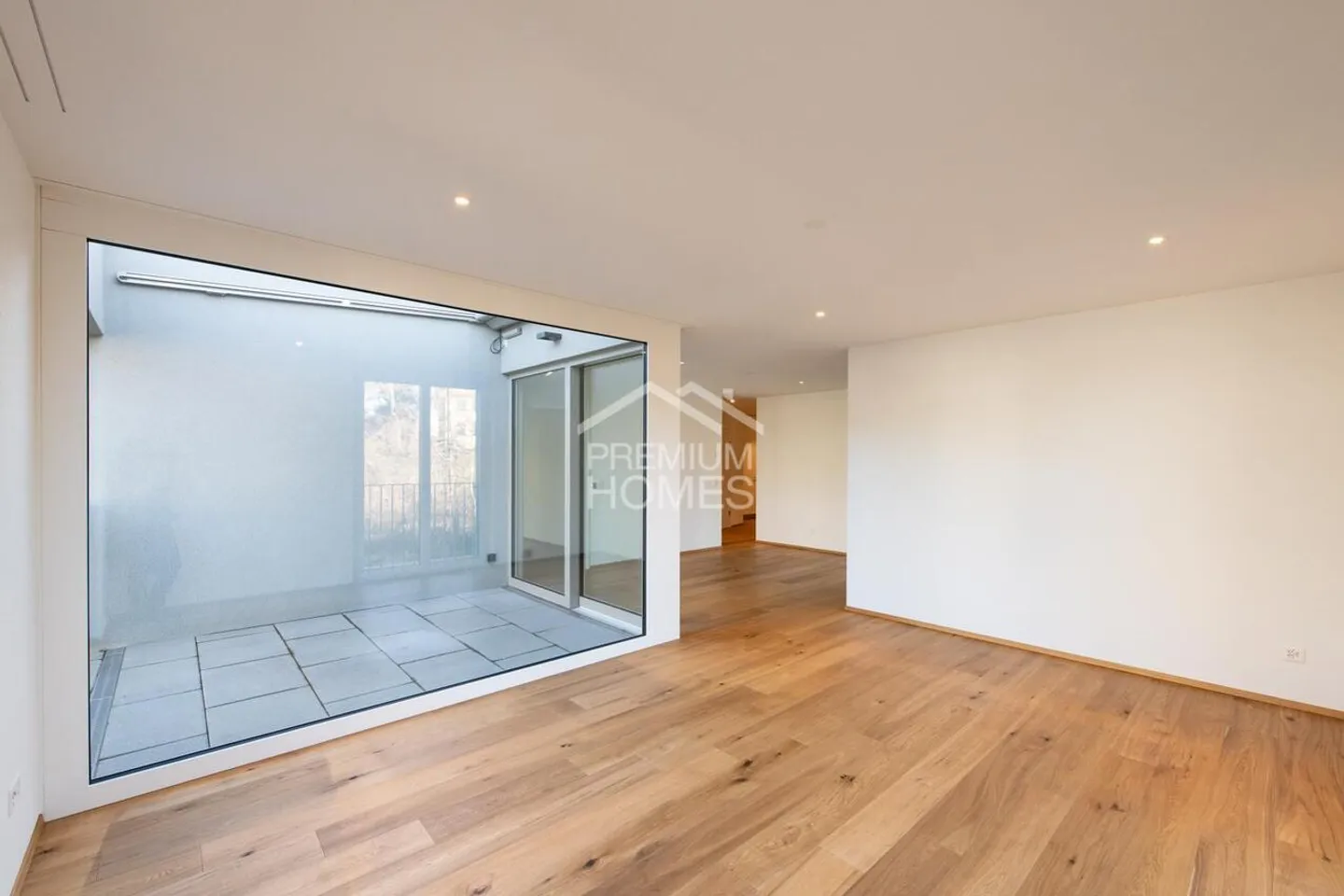Appartement moderne avec terrasse - Photo 4 sur 13