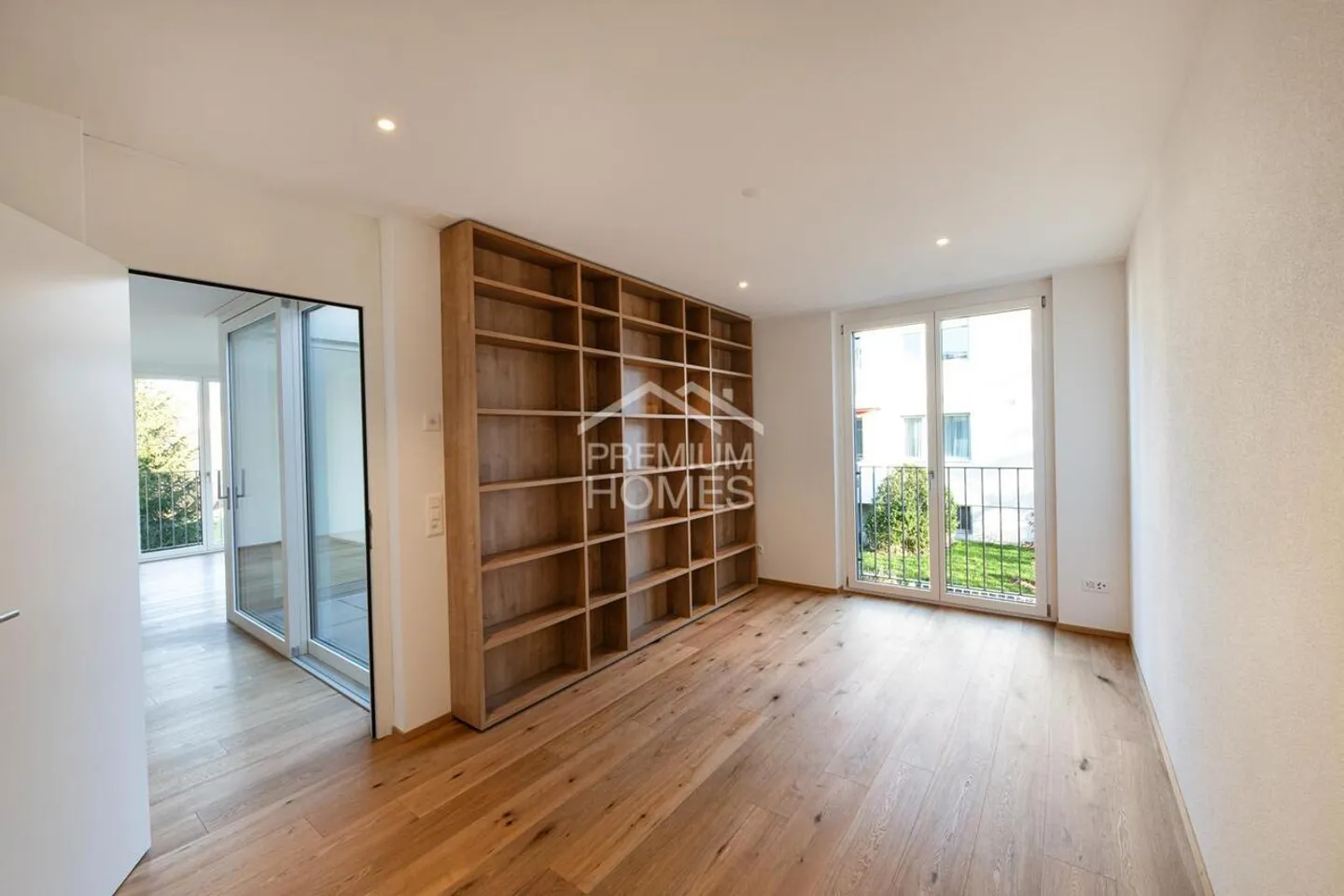 Appartement moderne avec terrasse - Photo 6 sur 13