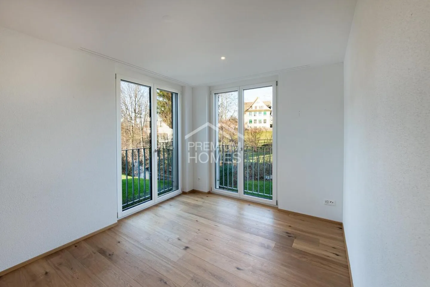 Appartement moderne avec terrasse - Photo 7 sur 13